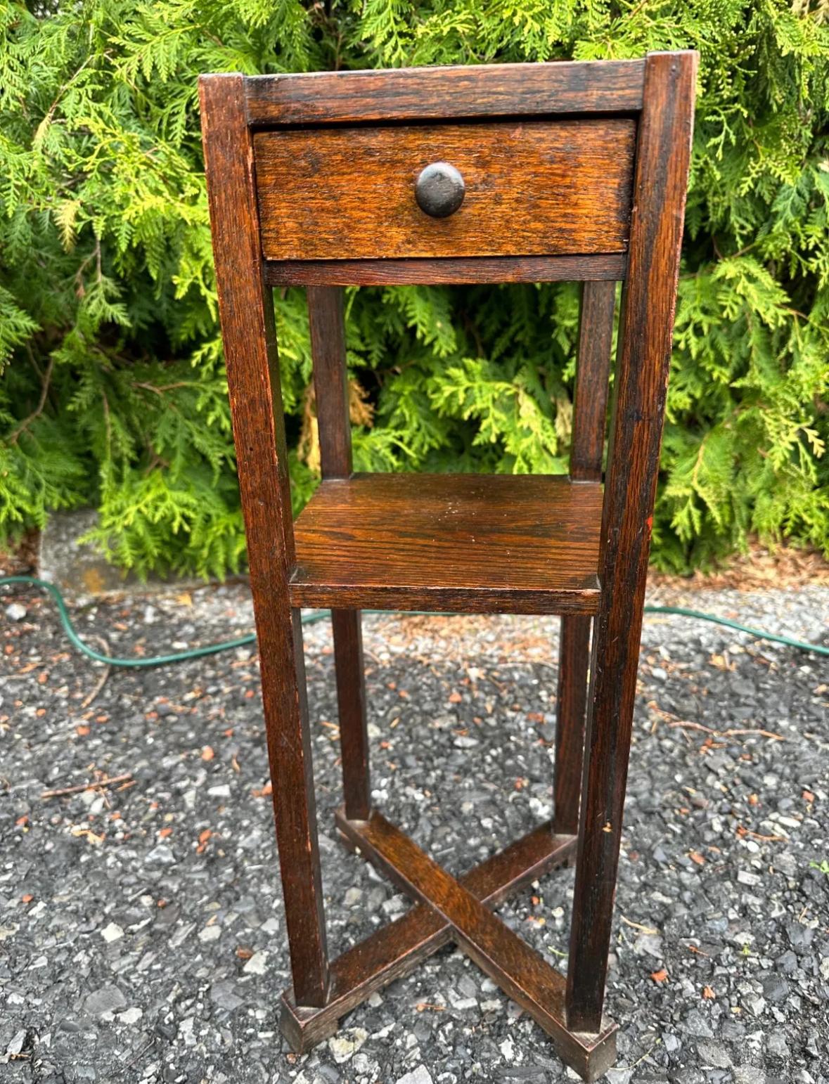 SUPERB Antiker Cushman Arts and Craft Stand, ca. 1910, Stickley Ära - W7764 1