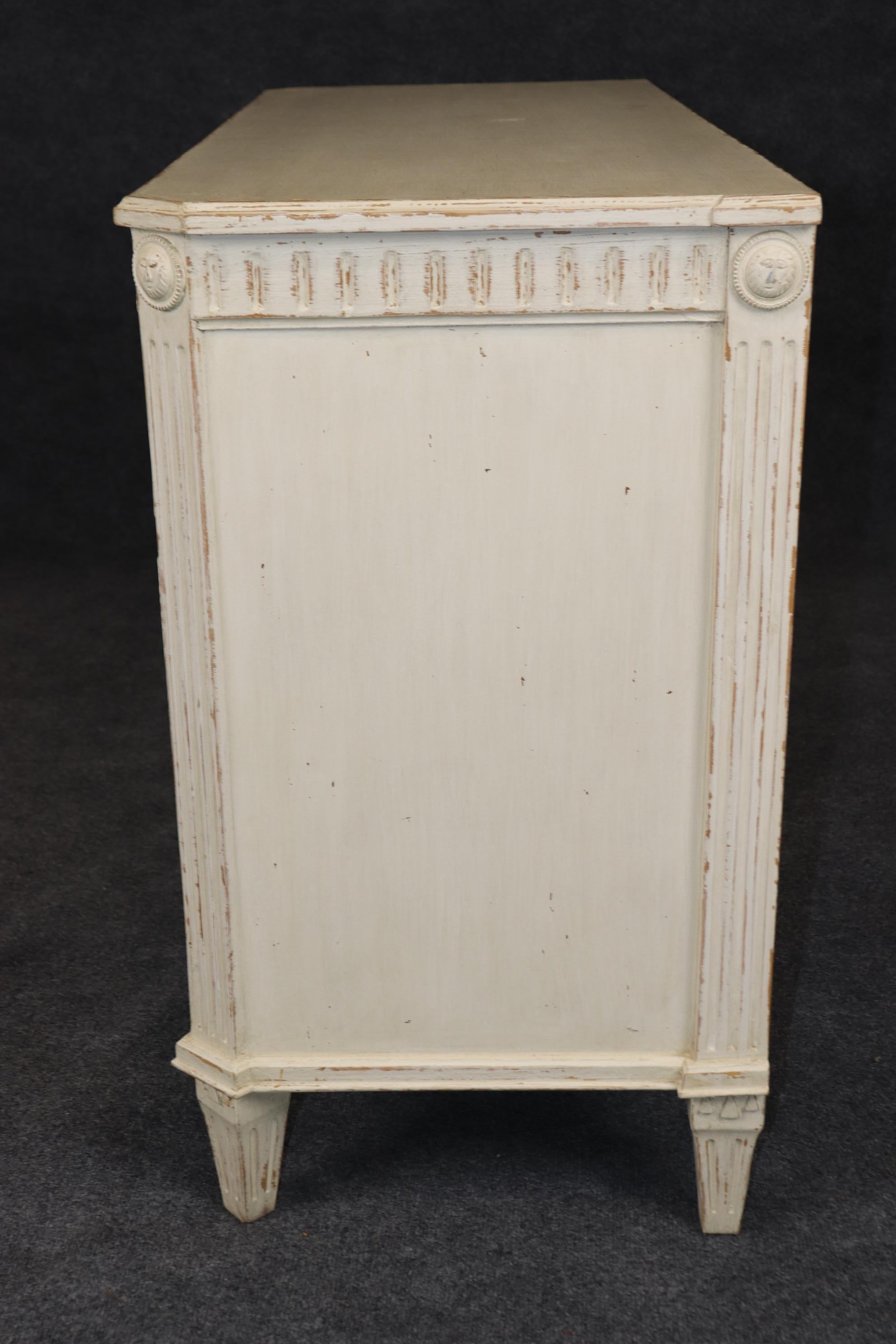 Superb Antique Distressed Creme Painted Swedish Gustavian Commode Circa 1920s 1