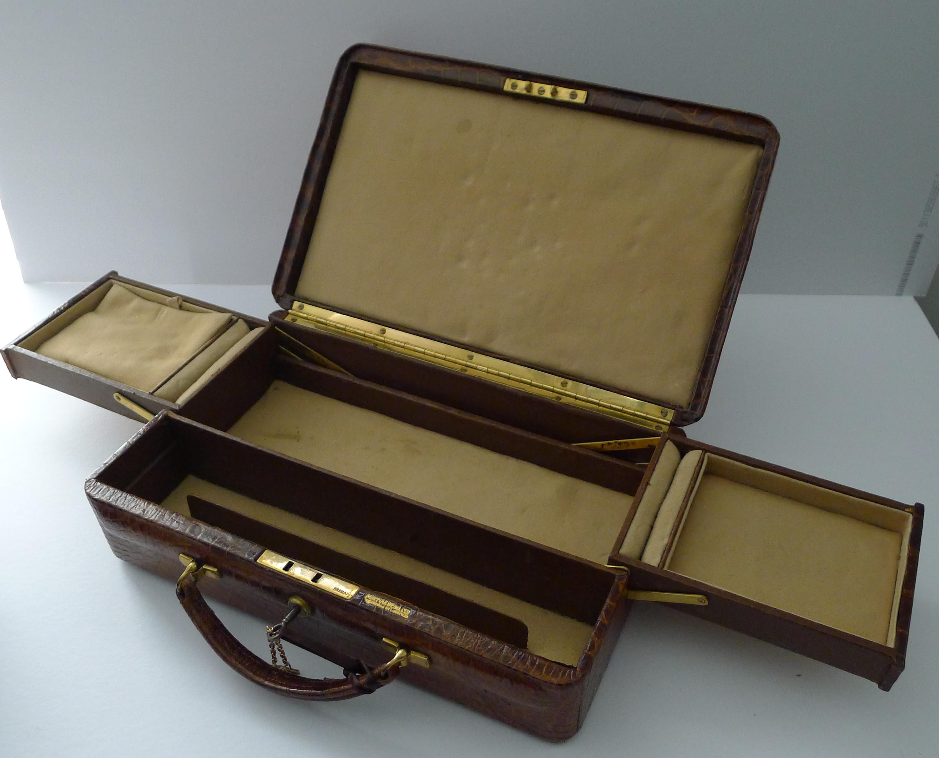 Superb Antique English Crocodile Jewelry Box by Mappin & Webb For Sale 2
