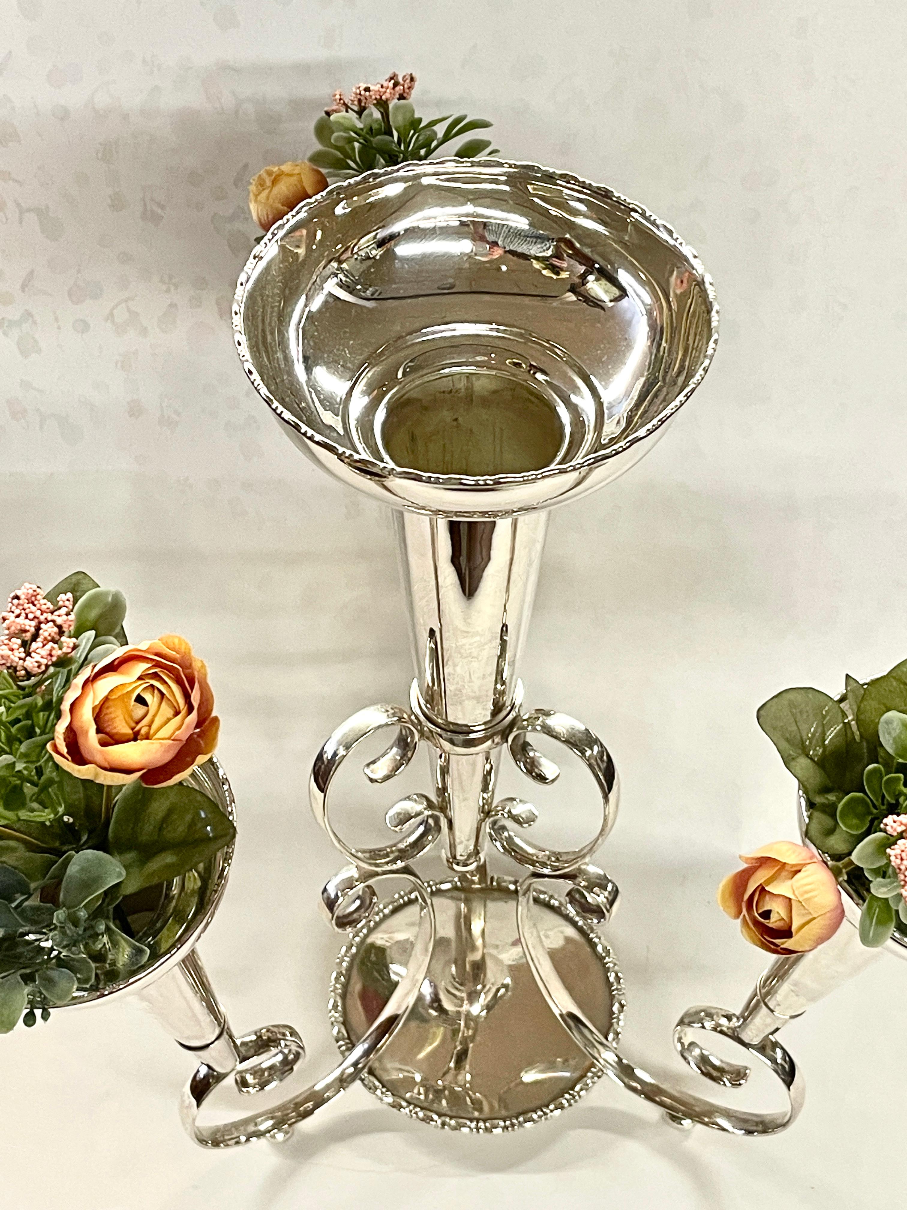 Superb Antique English Sheffield Silver Plate 4-Tube Floral Epergne Centerpiece In Good Condition For Sale In Charleston, SC