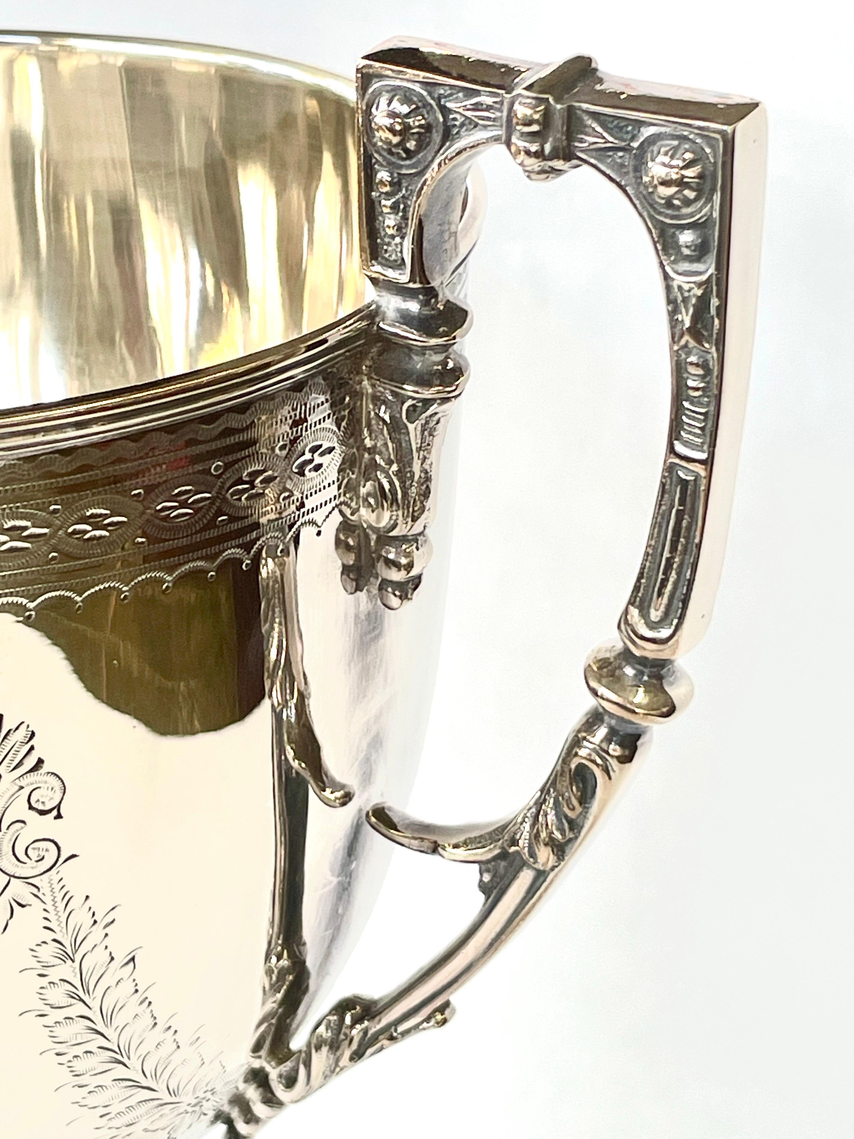 Superb Antique English Sheffield Silver Plate Hand Engraved 2-Handle Loving Cup In Good Condition For Sale In CHARLESTON, SC