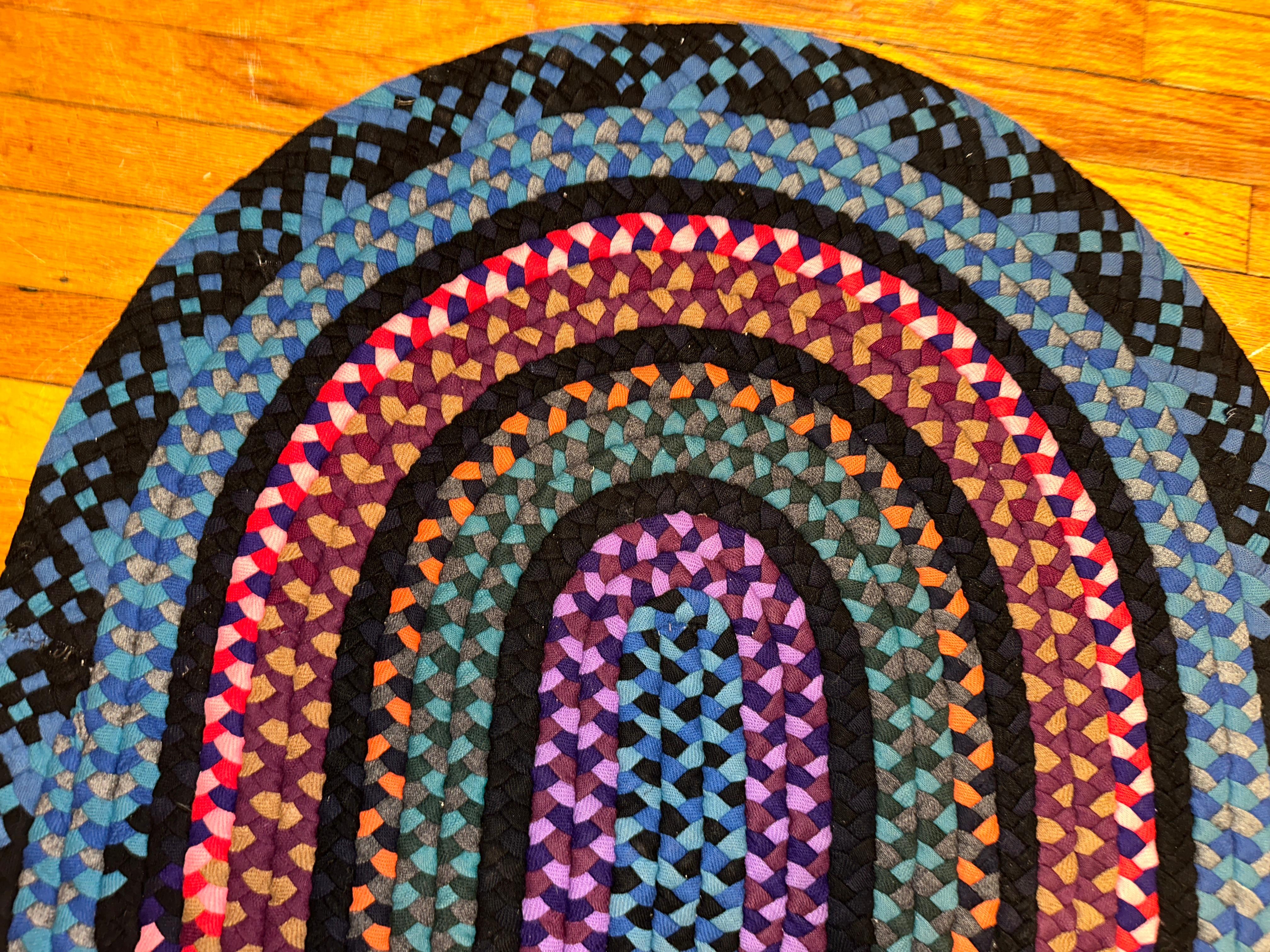 SUPERBE Tapis tressé d'art populaire américain de Berks County, PA, USA - RR5143 en vente 4