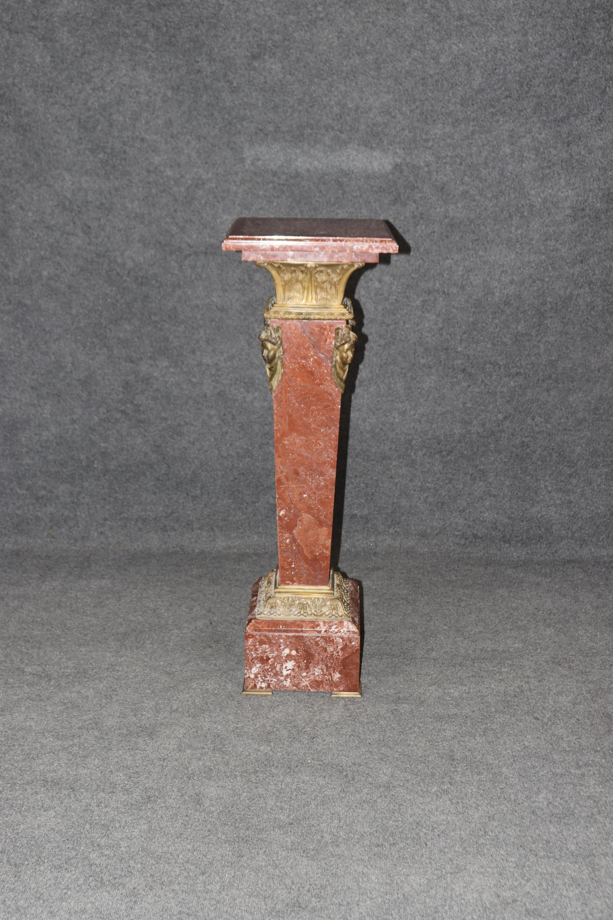 Superb Antique French Louis XV Rouge Marble and Figural Bronze Maiden Pedestal For Sale 1
