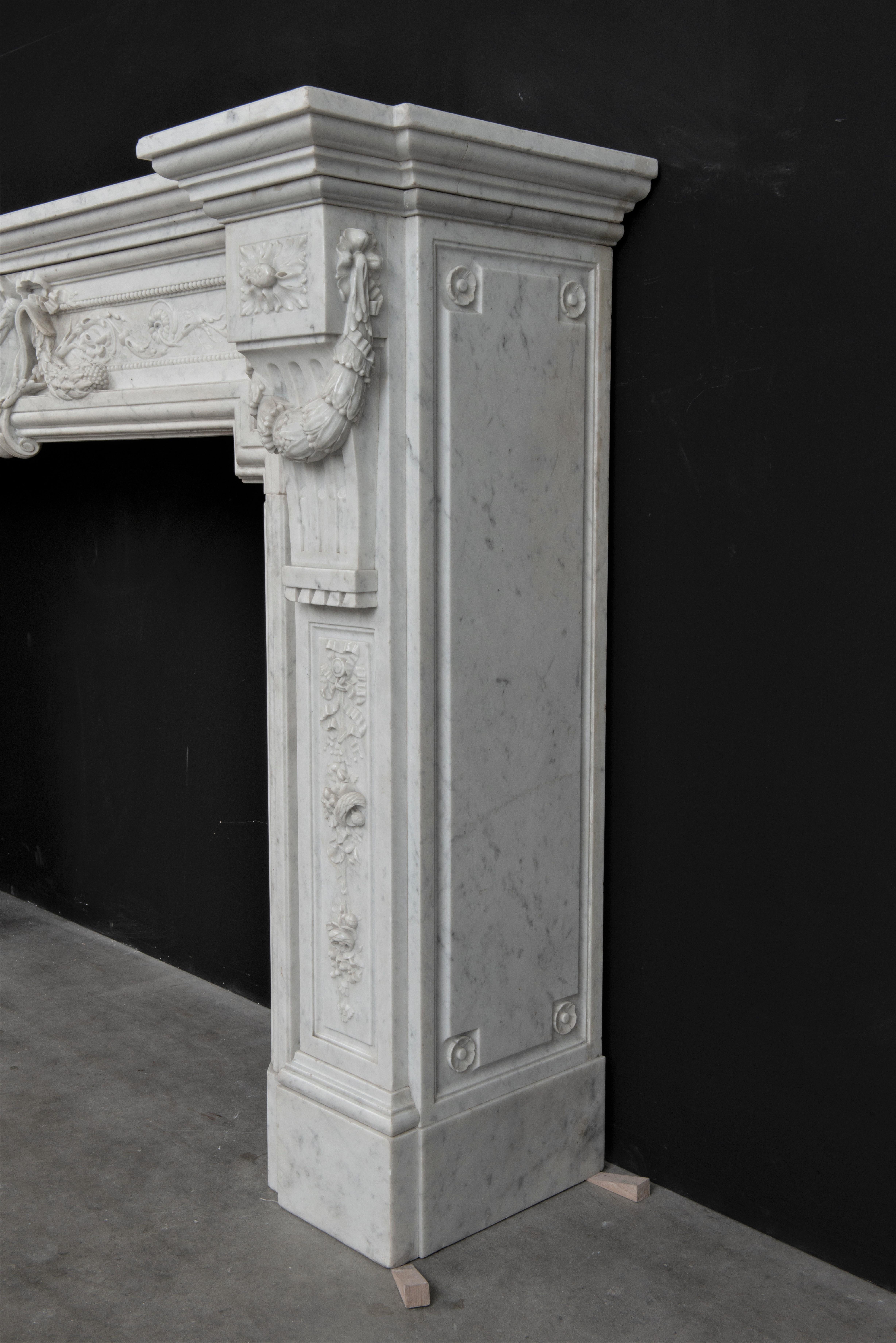 Superb Antique Louis XVI Fireplace Mantel For Sale 2