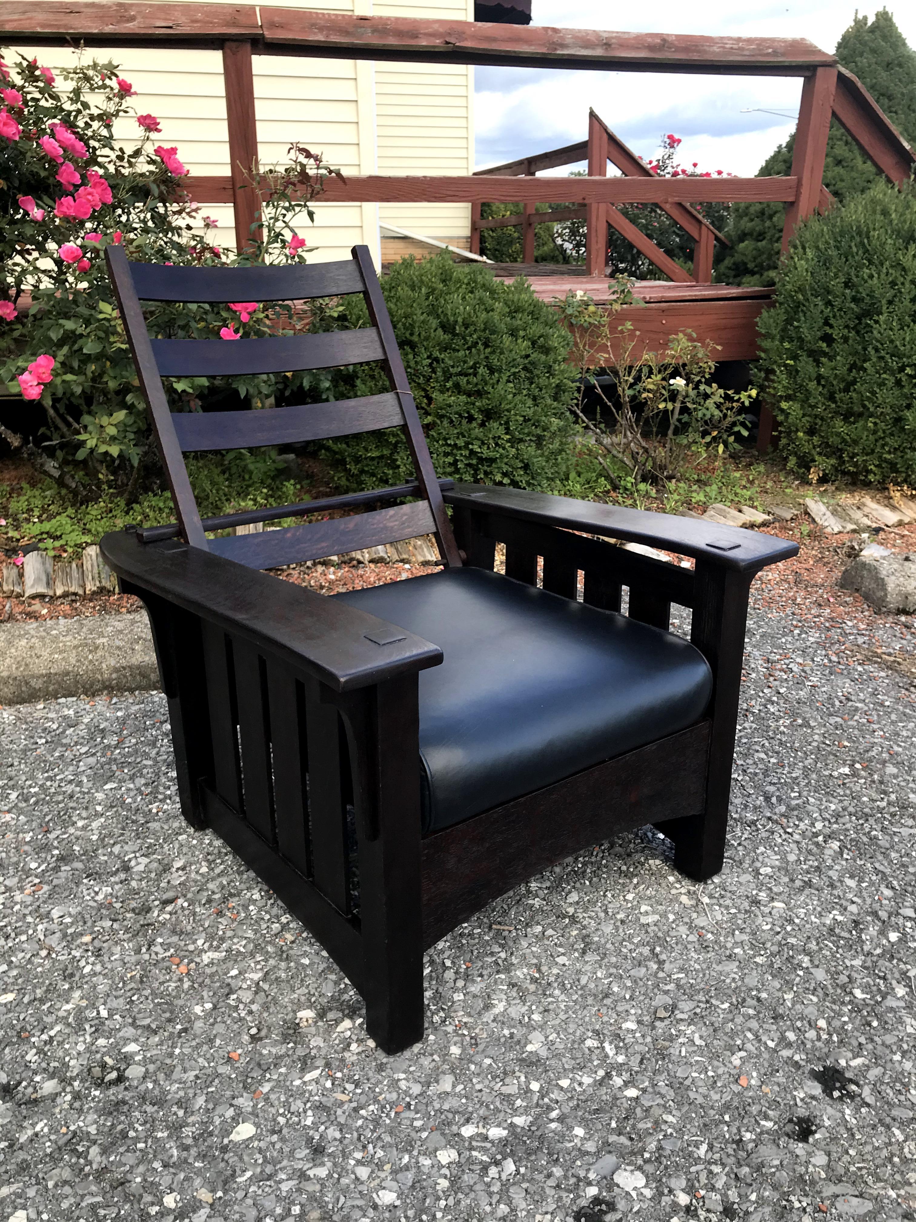 Superb Antique Morris Chair by Sikes Chair Co. For Sale 4