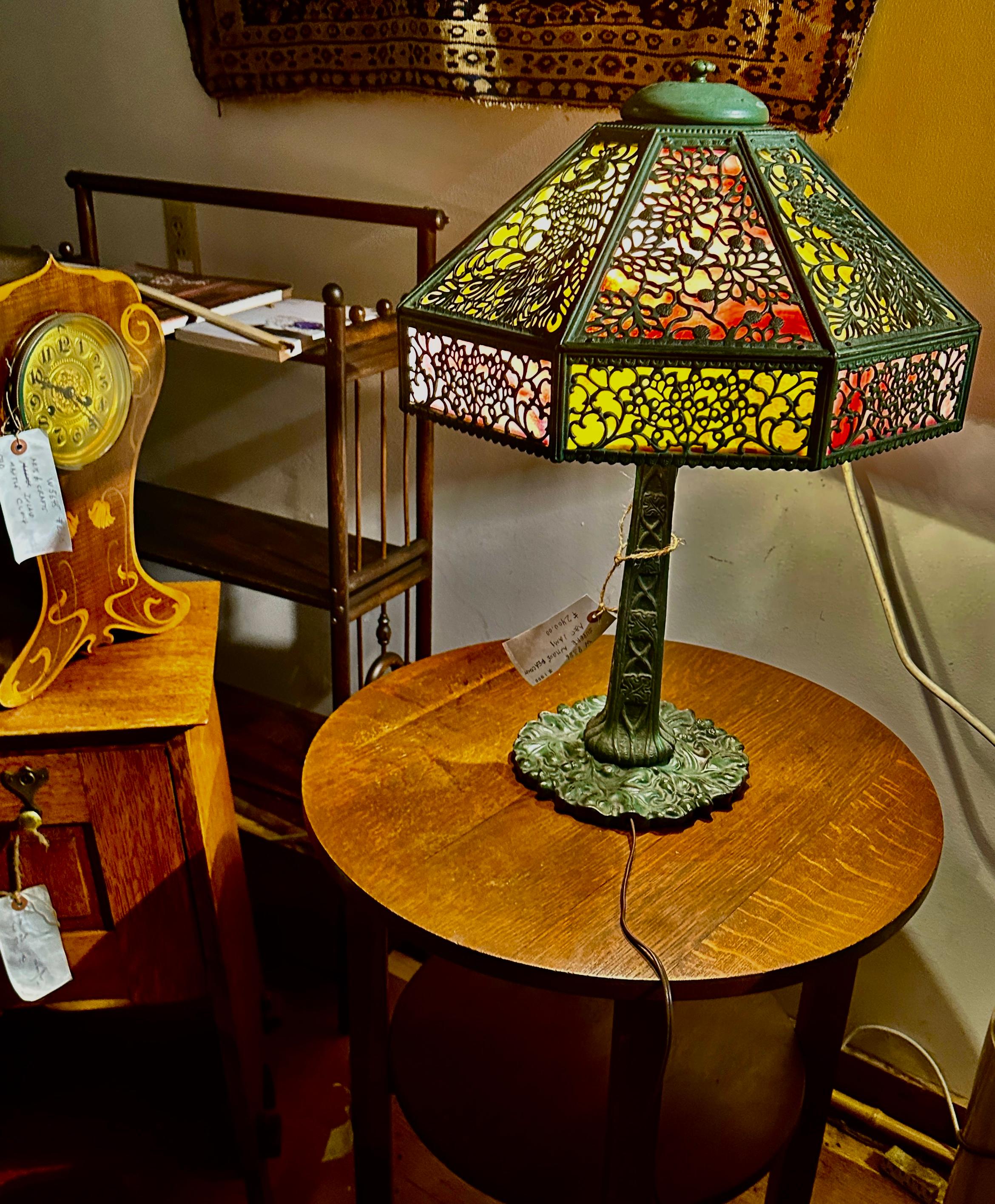 SUPERB Lámpara antigua Arts & Crafts Peacock de B&H - Época Stickley .   W8386 en venta 7