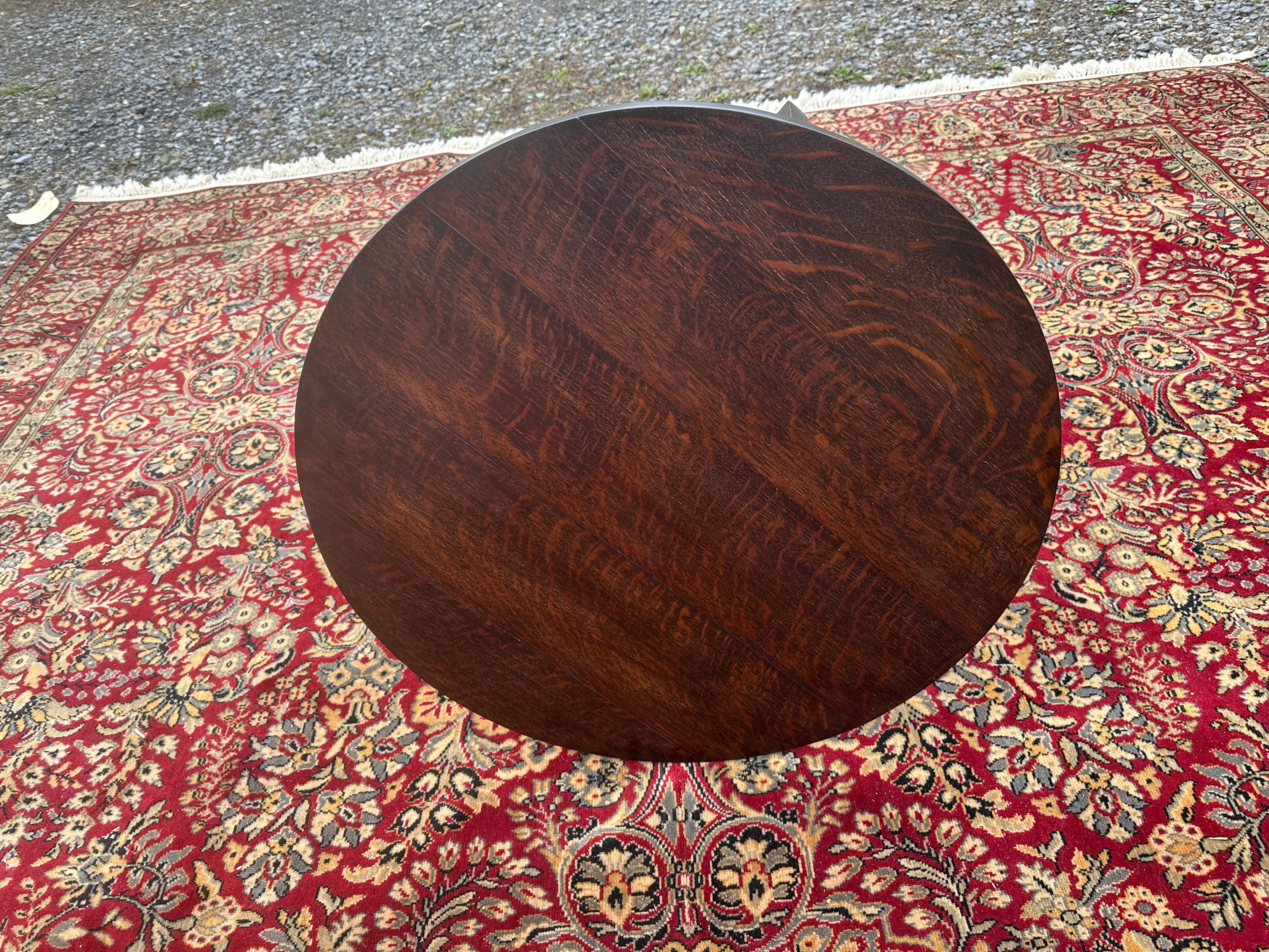 Mesa antigua Stickley Brothers con patas ensanchadas - ¡Firmada! - W8385  EXTRA   OFF en venta 3