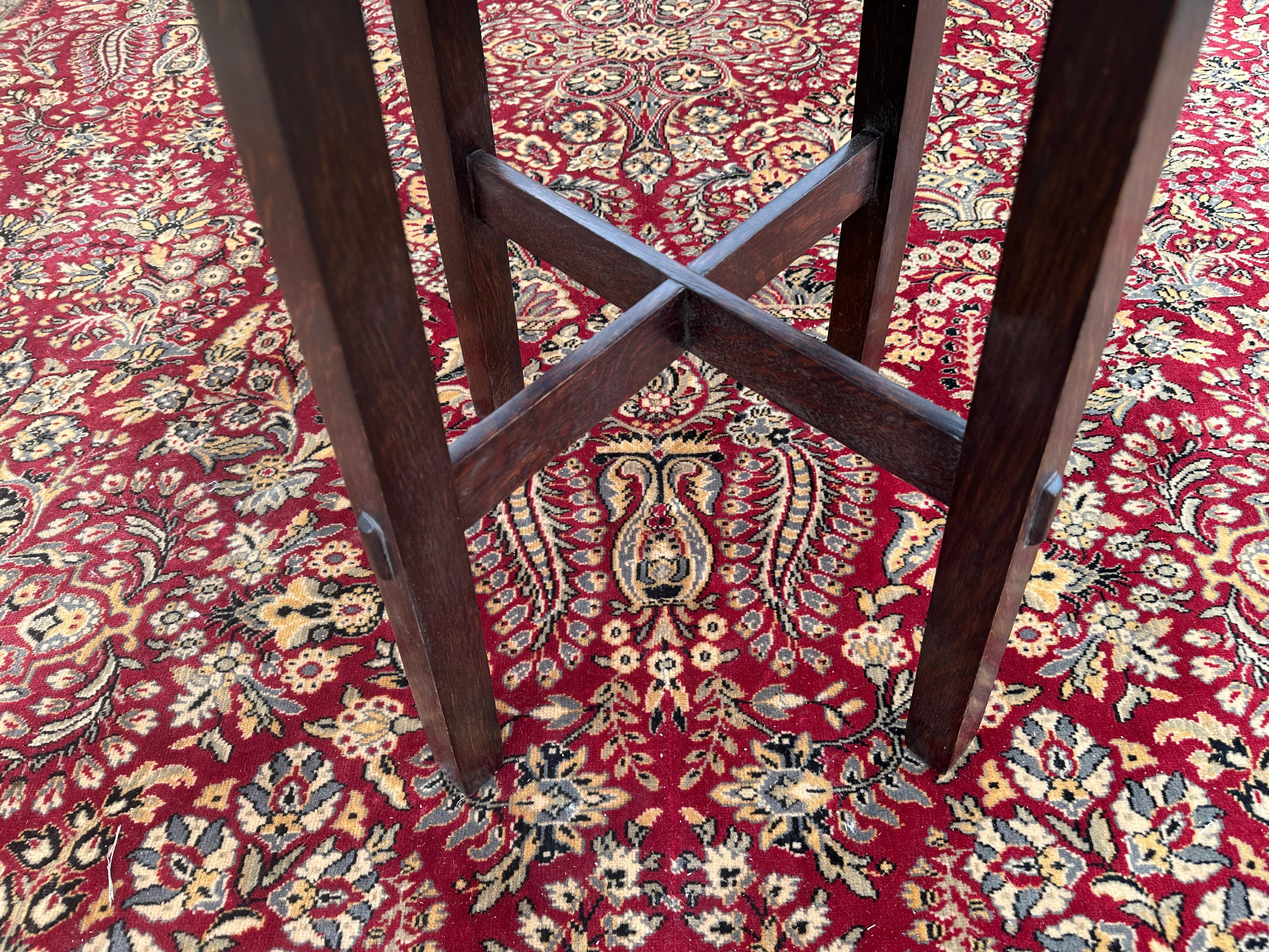 Mesa antigua Stickley Brothers con patas ensanchadas - ¡Firmada! - W8385  EXTRA   OFF en venta 7