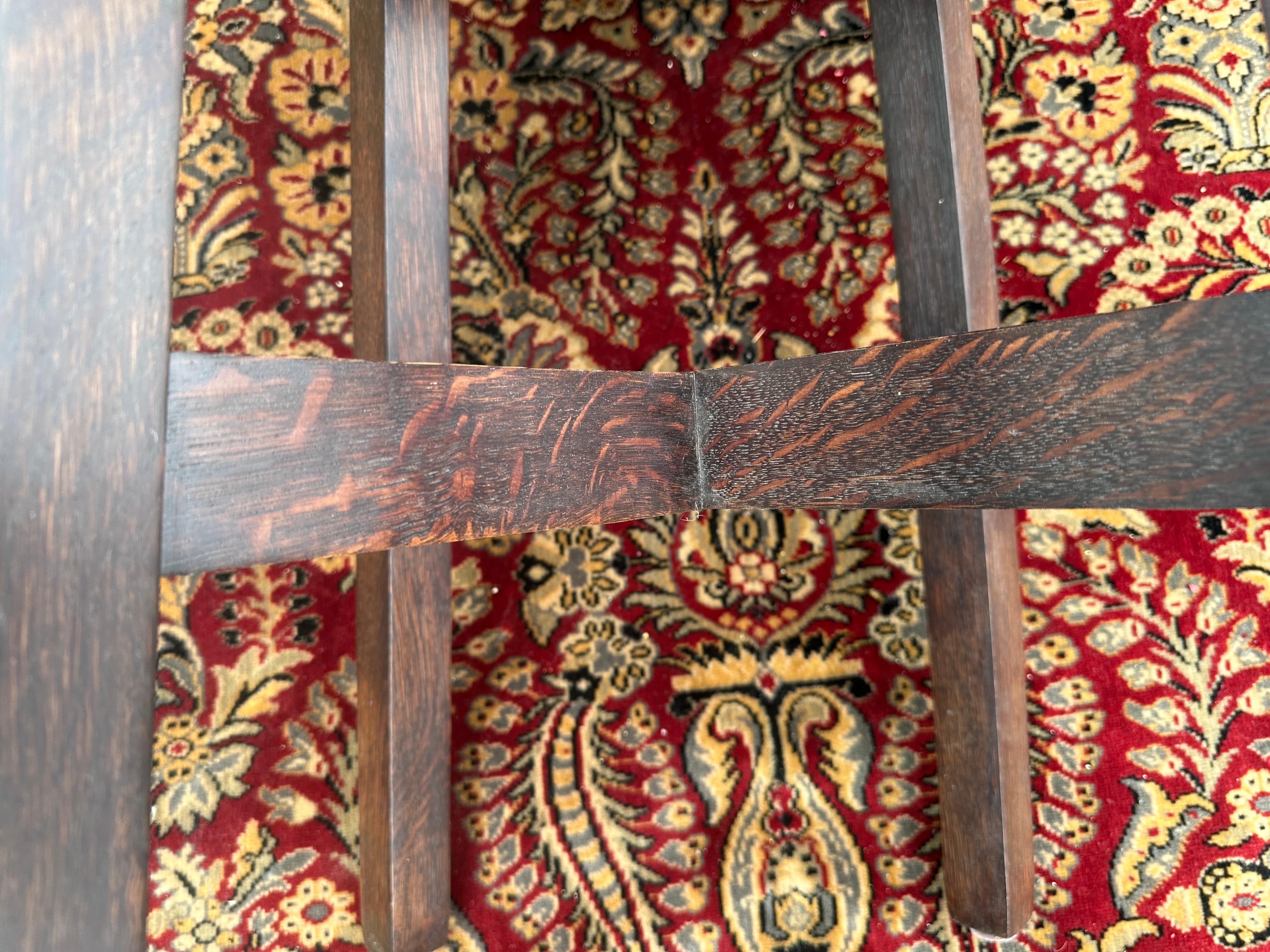 Mesa antigua Stickley Brothers con patas ensanchadas - ¡Firmada! - W8385  EXTRA   OFF en Bueno estado para la venta en Shamokin Dam, PA