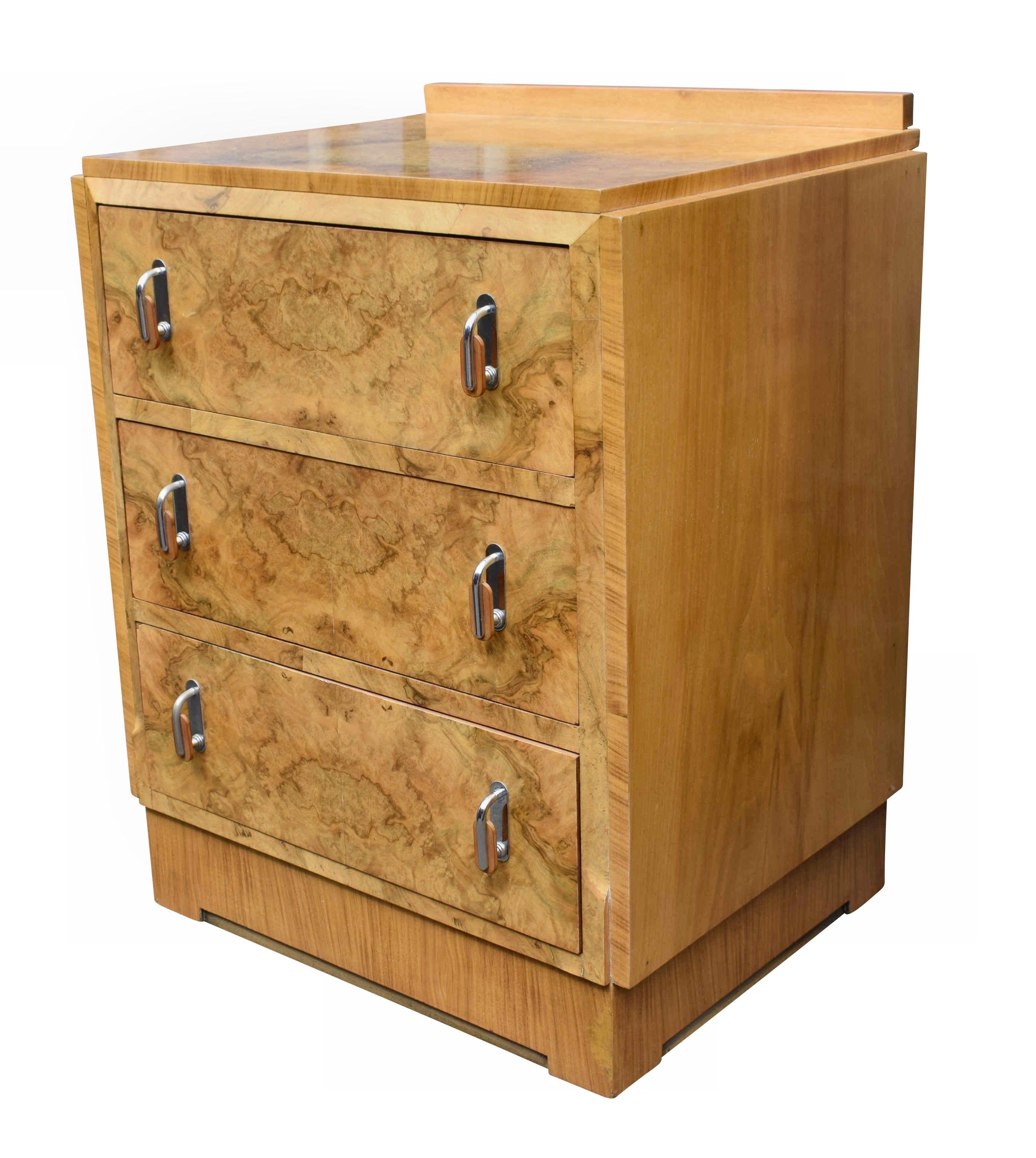 Superbly stylish 1930s Art Deco bleached blonde walnut chest of three drawers. Rare bleached blonde walnut veneers with a beautifully detailed pattern and grain. You can sense the quality in this piece immediately, from the timbers used to the Fine