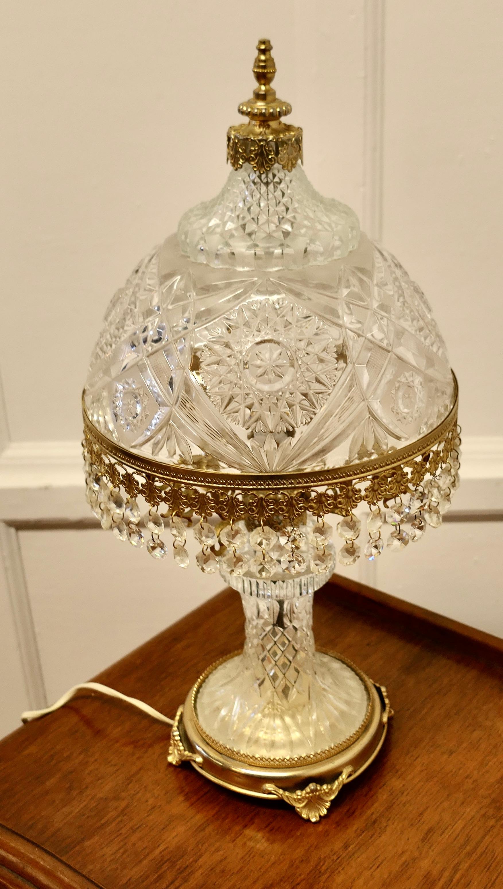 Superb Art Deco Glass Lamp and Glass Shade This Is a Very Pretty Piece 5