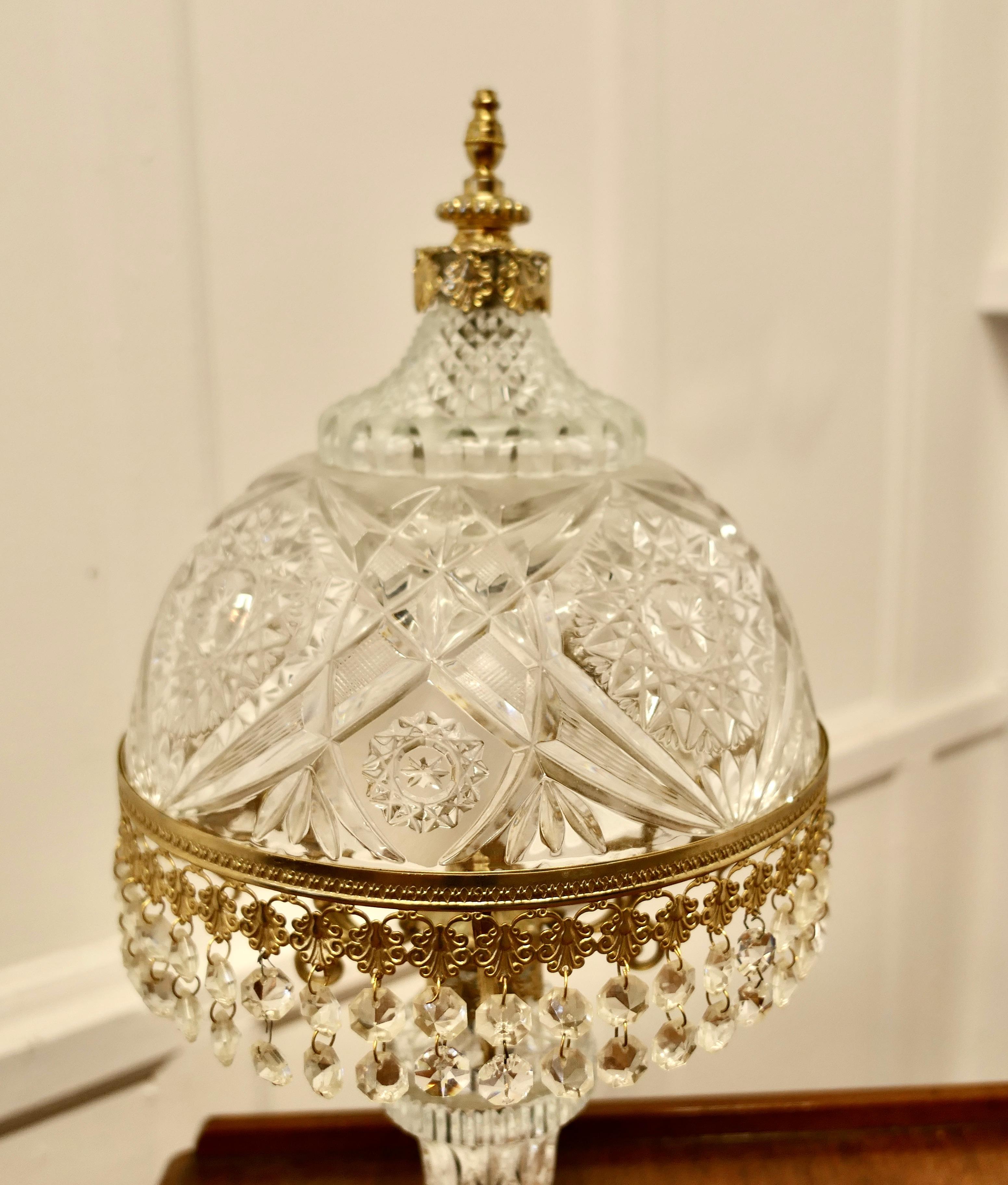 Superb Art Deco Glass Lamp and Glass Shade This Is a Very Pretty Piece 3