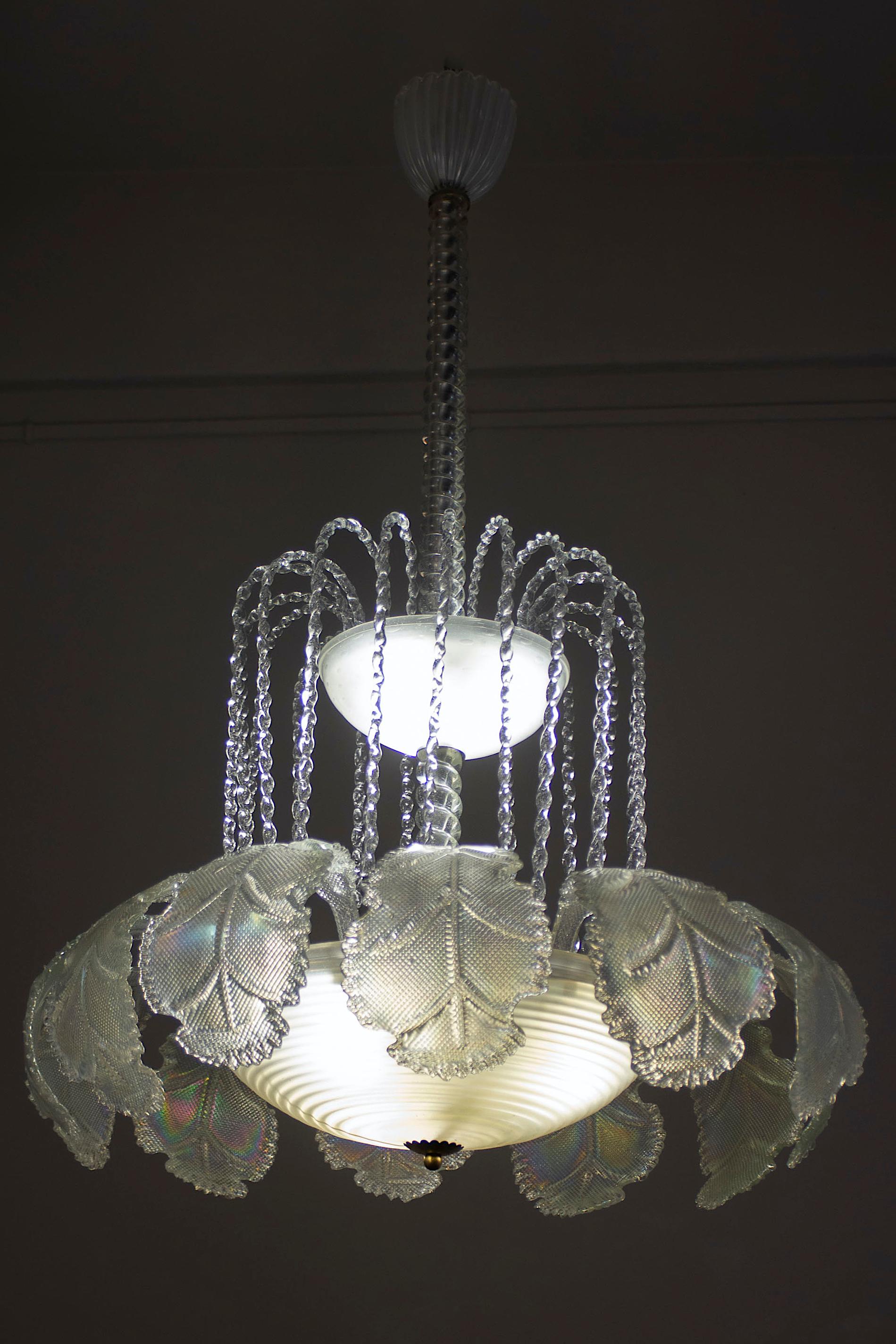 Superb Art Deco Ninfea Murano Glass Chandelier by Barovier Italy, 1940 For Sale 2