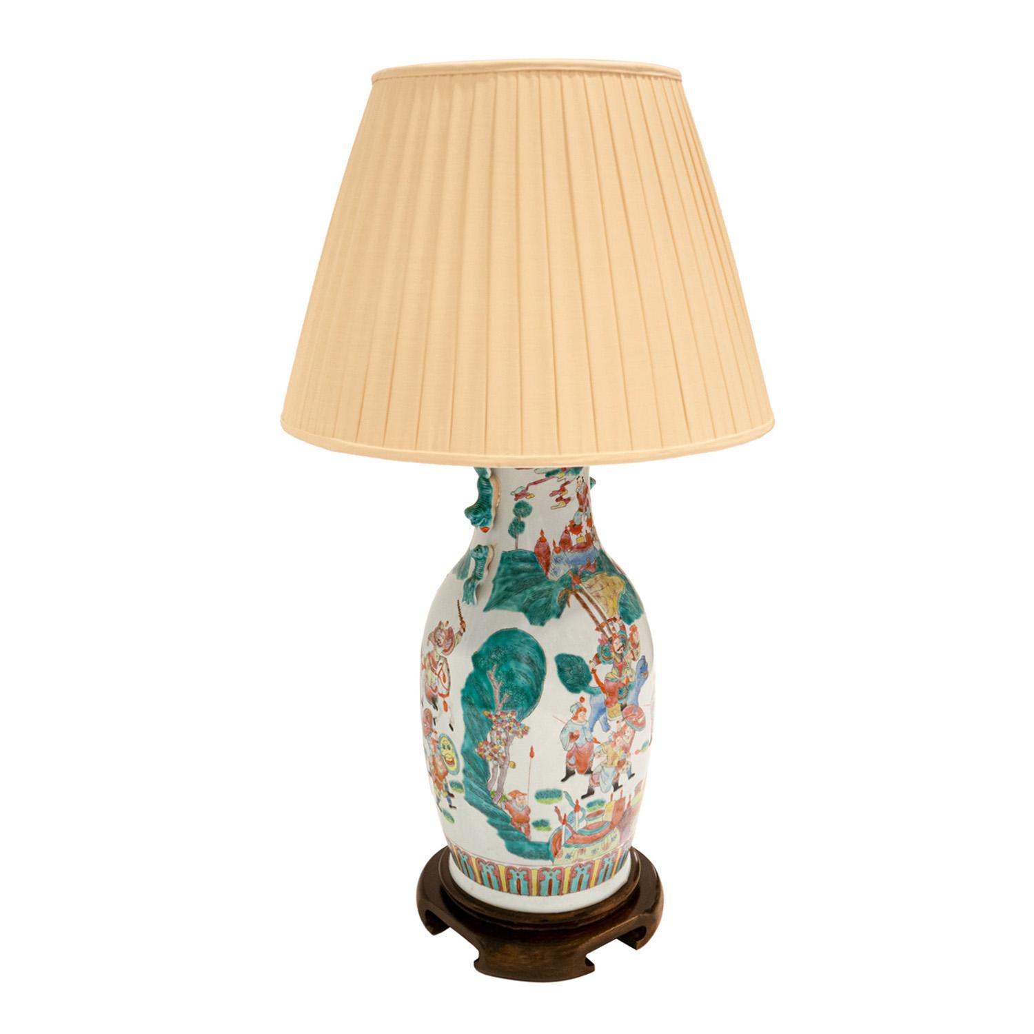Mid-Century Modern Superb Artisan Chinese Porcelain Table Lamp on Carved Wood Base 1960s For Sale