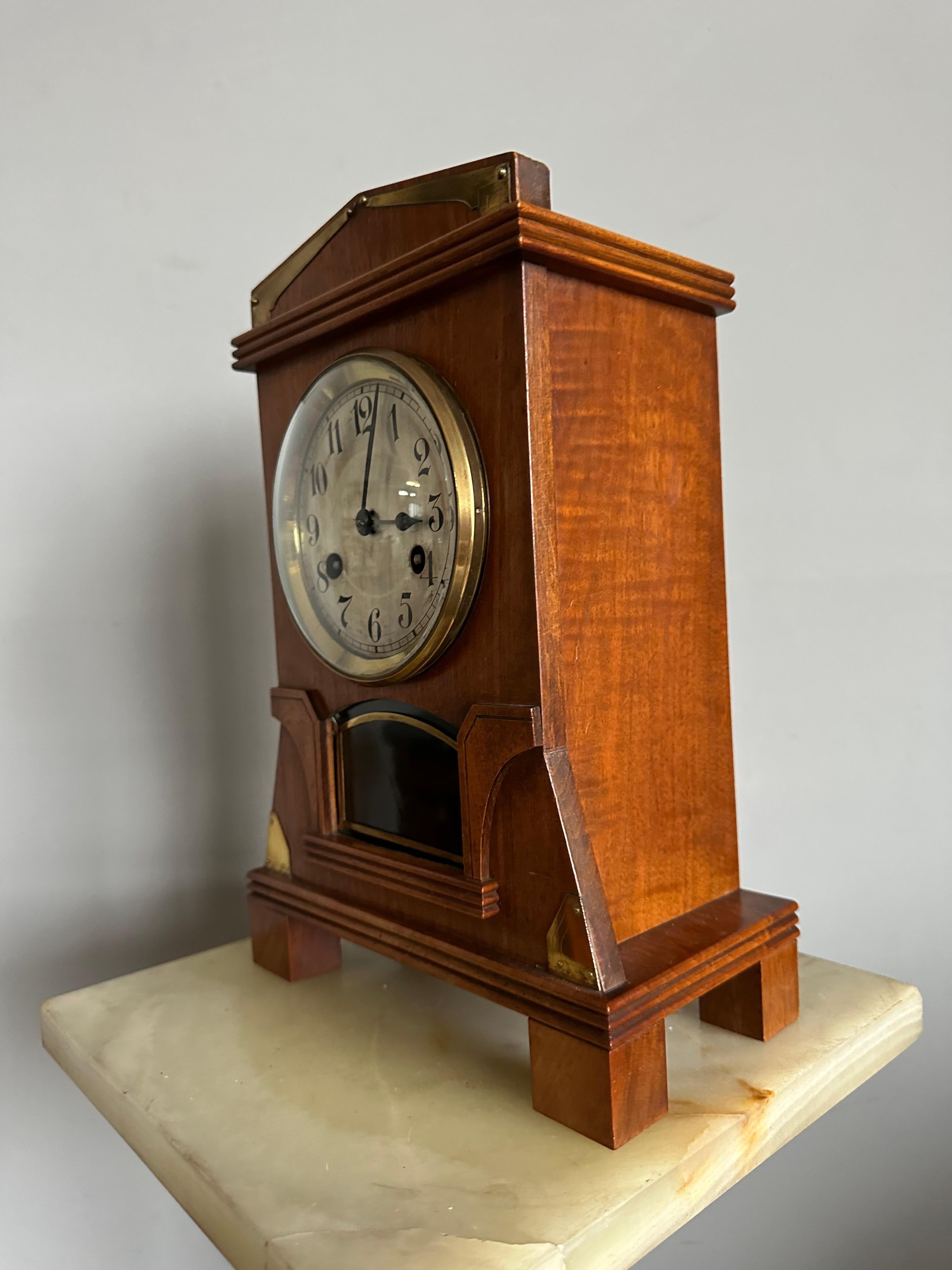 pendulum desk clock