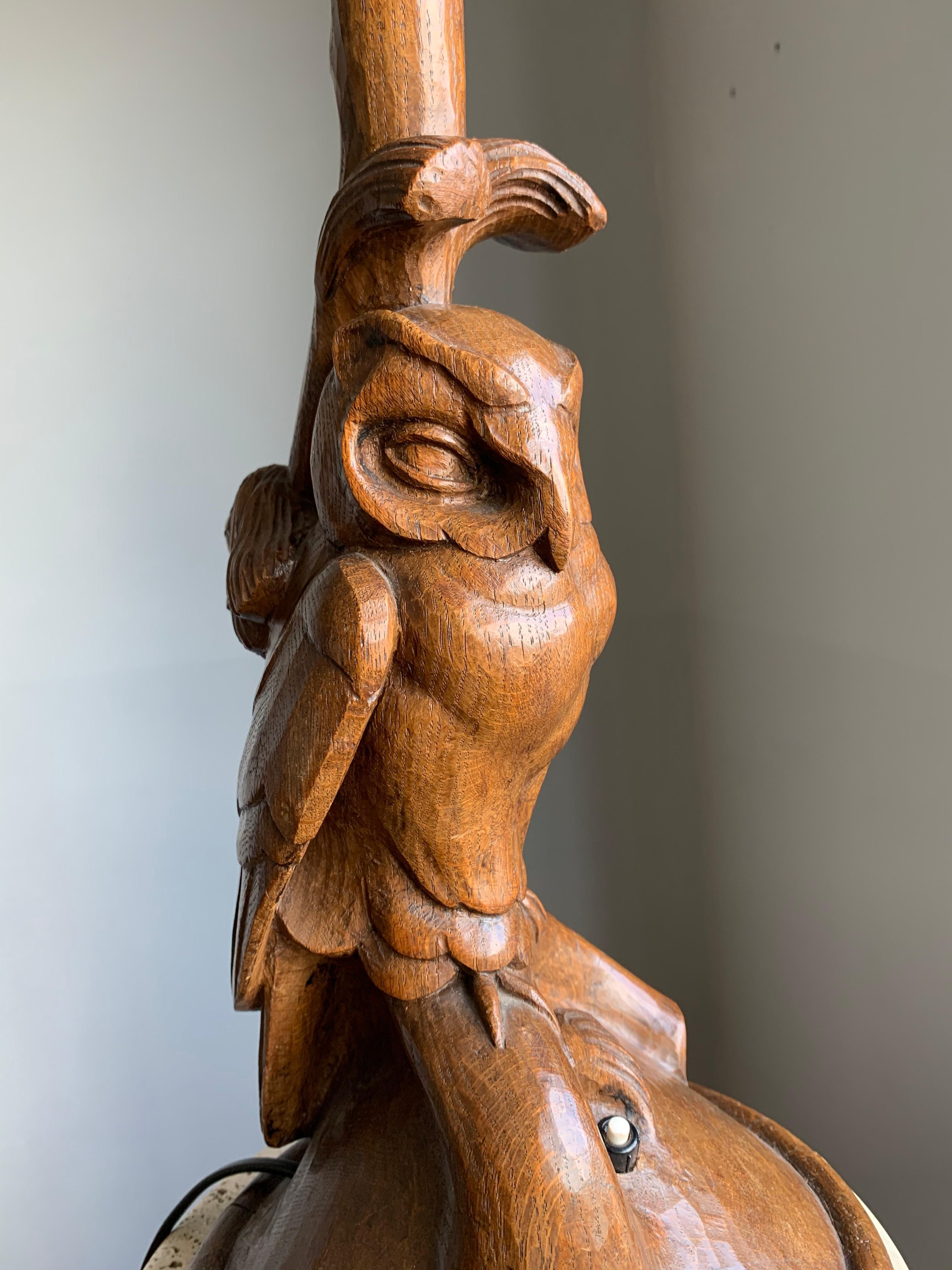 Arts and Crafts Stylish Arts & Crafts Hand Carved Oak Owl Sculpture Desk or Table Lamp 1920