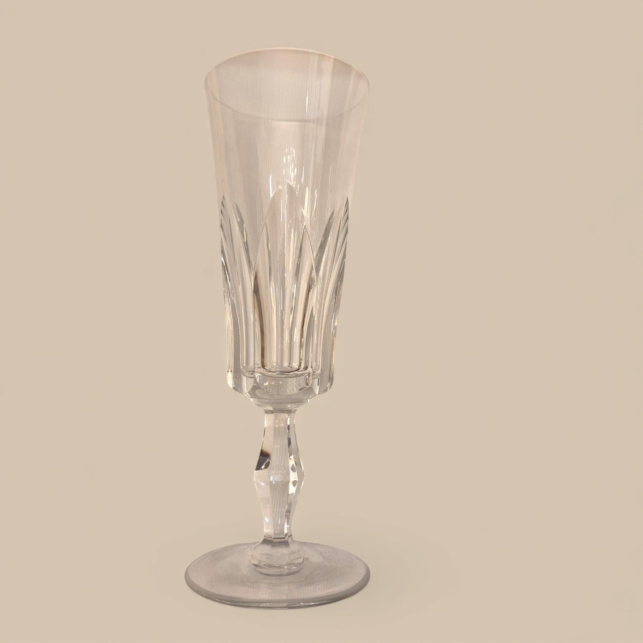 Superbo set di cristalli Baccarat - Modello Polignac - Firmato - 42 Pezzi in vendita 1