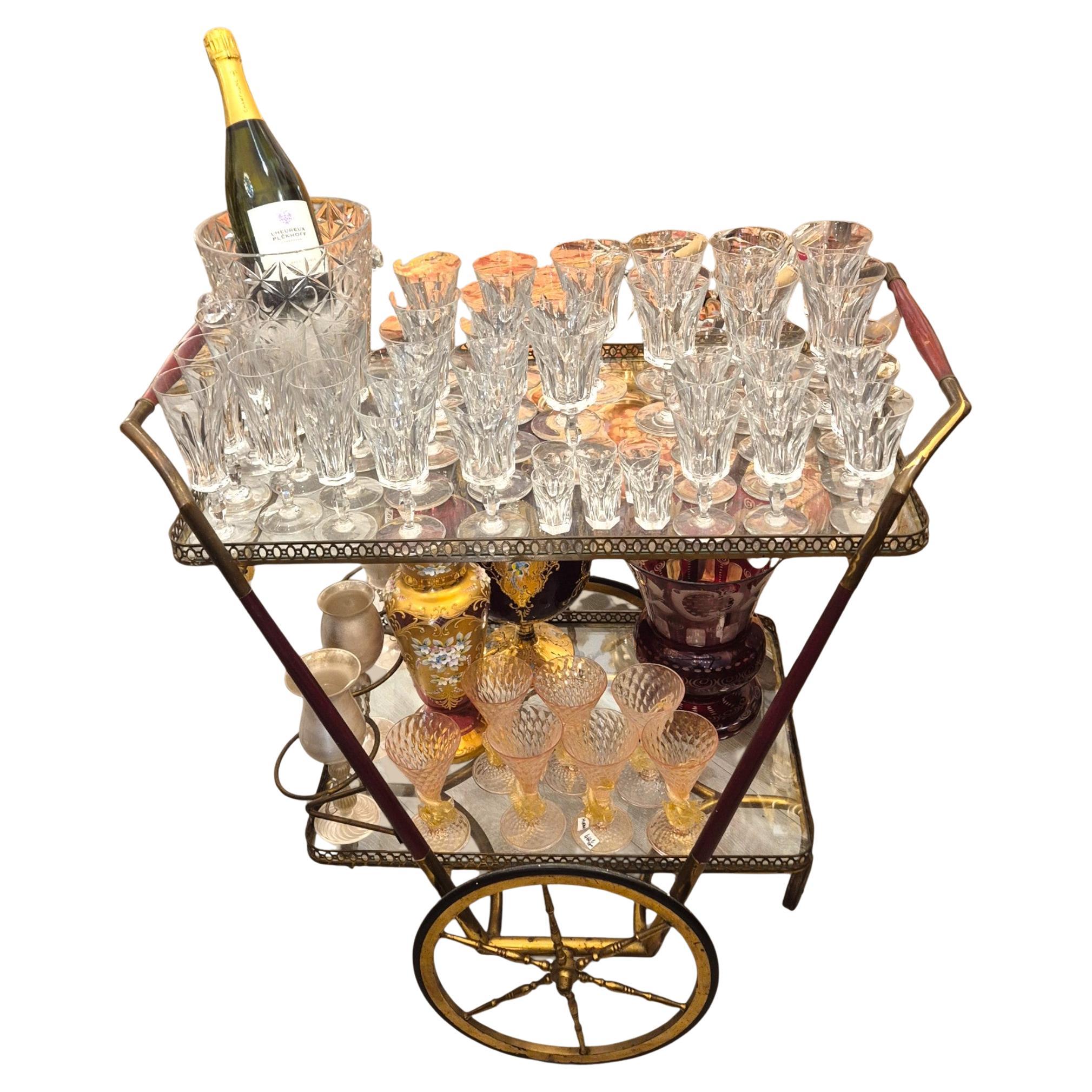 Superbo set di cristalli Baccarat - Modello Polignac - Firmato - 42 Pezzi in vendita