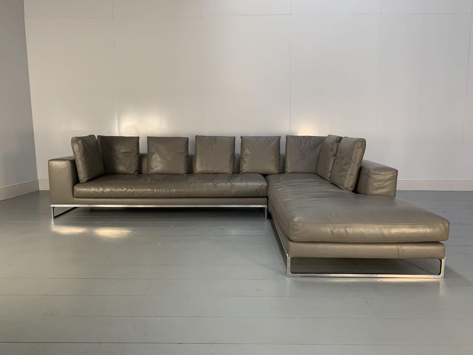 Contemporary Superb B&B Italia “Dadone” L-Shape Sofa in Mid-Grey “Gamma” Leather For Sale