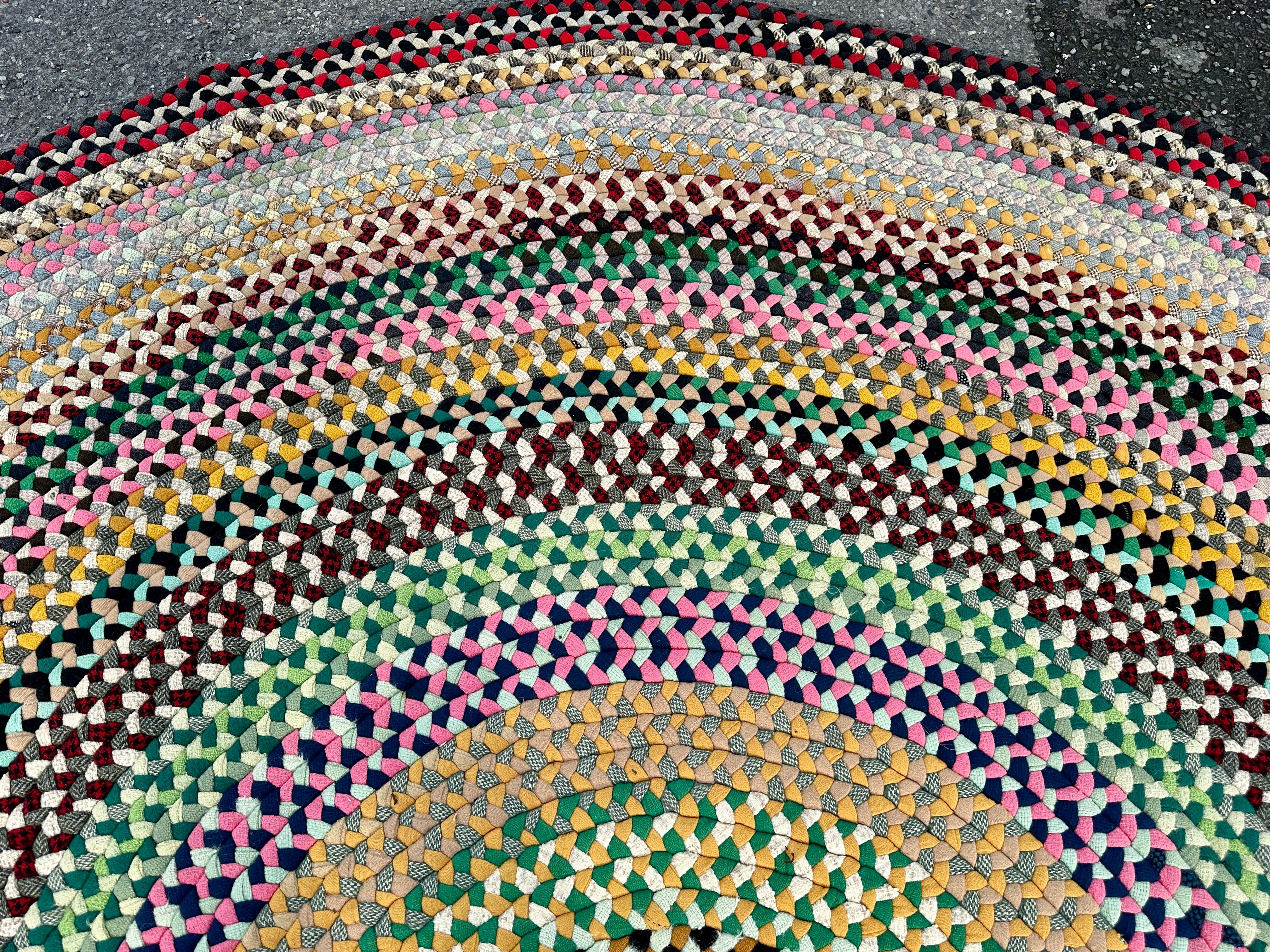 SUPERB  Tappeto a trecce di arte popolare americana - RR5142    VENDITA    UNO  MEZZA VENDITA in vendita 12