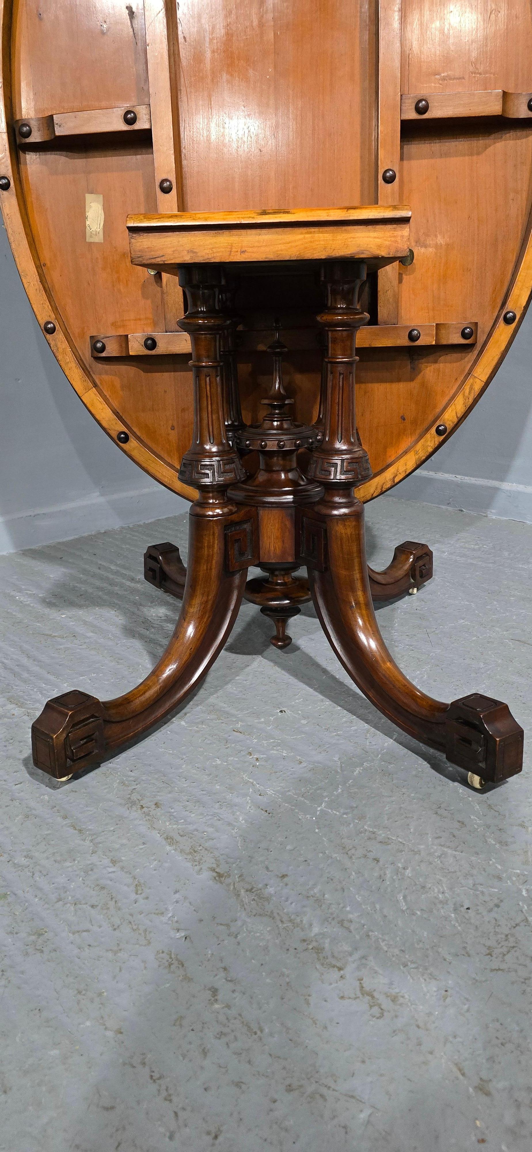 Superbe table de salle à manger en ronce de noyer en vente 5