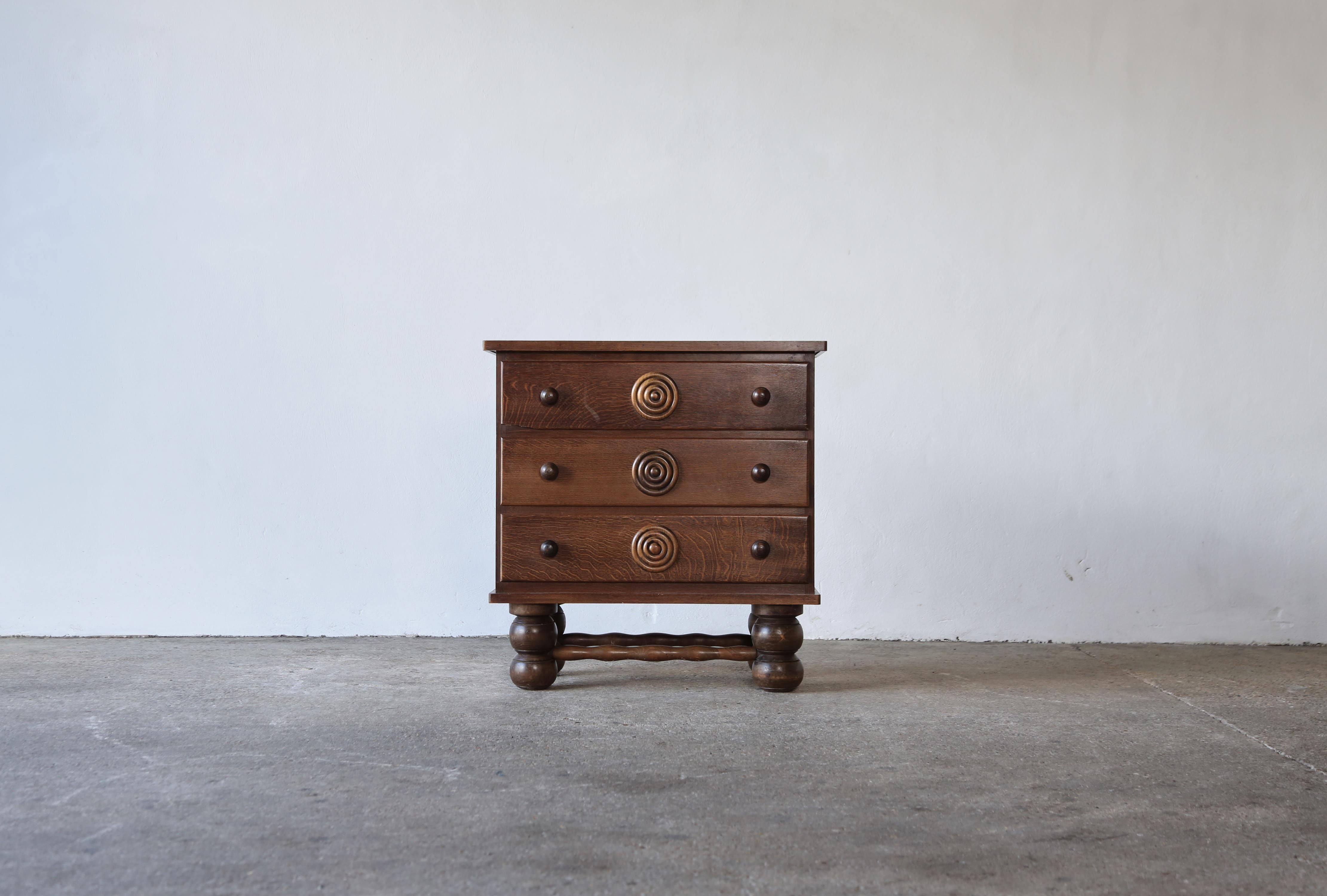 Superb cabinet / chest attributed to Charles Dudouyt, France, 1930s/40s. Structurally sound and ready to use. Some marks to the top surface. Fast shipping worldwide.




