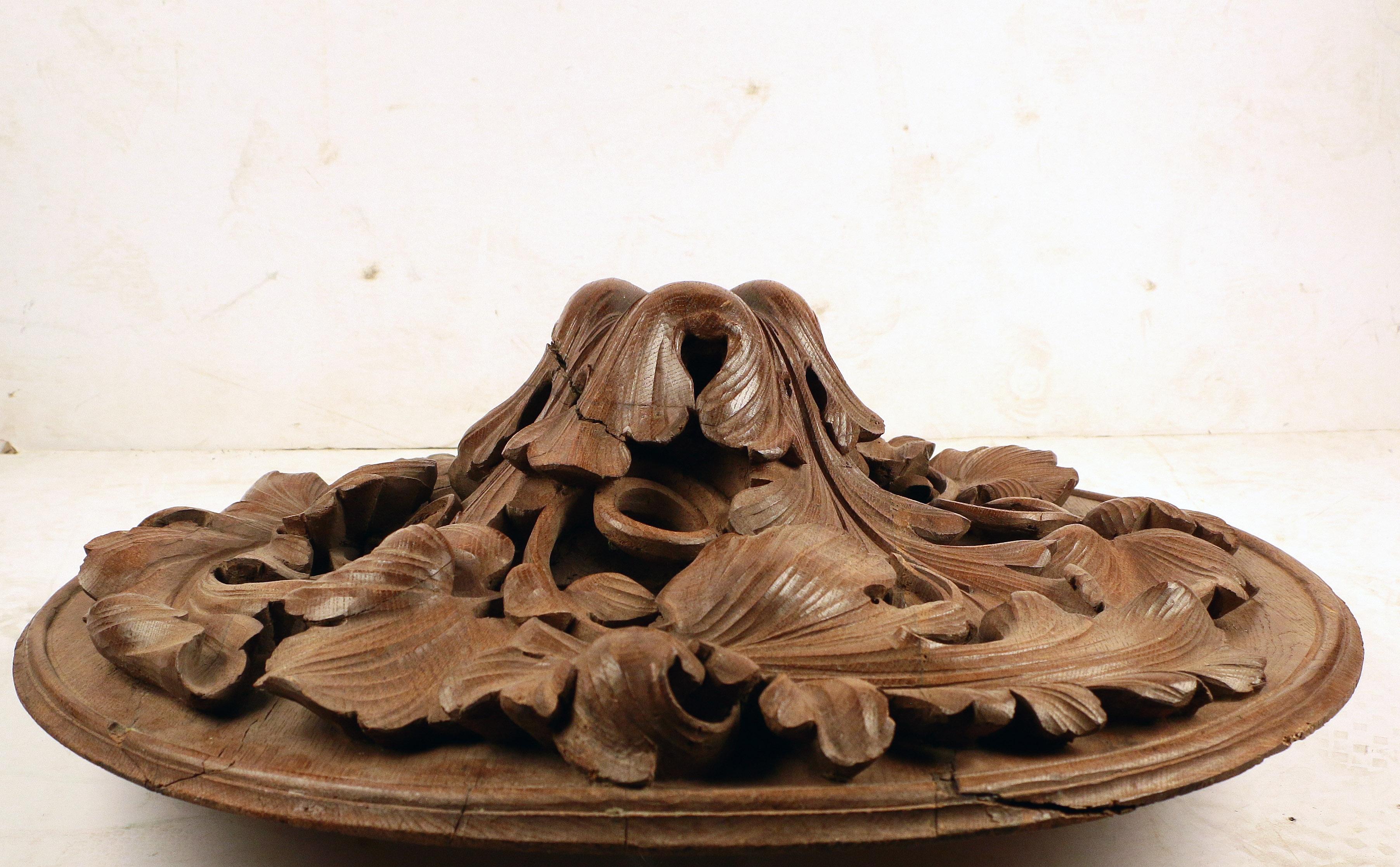 Hand-Carved Superb Carved Oak Ceiling Medallion
