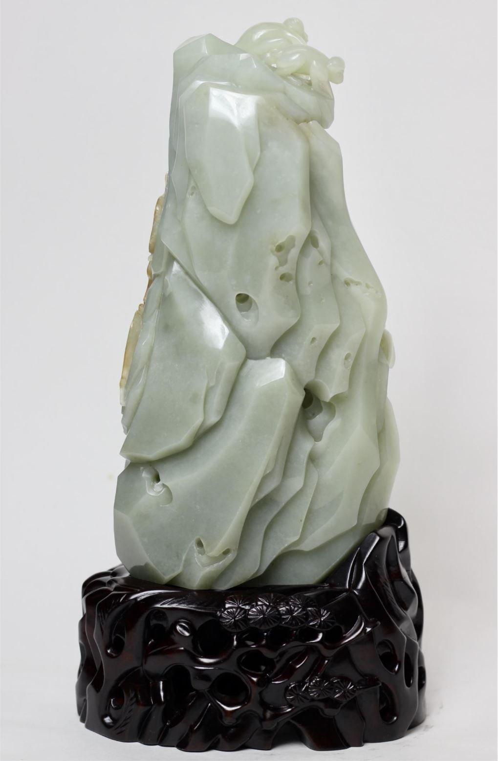 Superba Giada Celadon Boulder Mountain in vendita 4