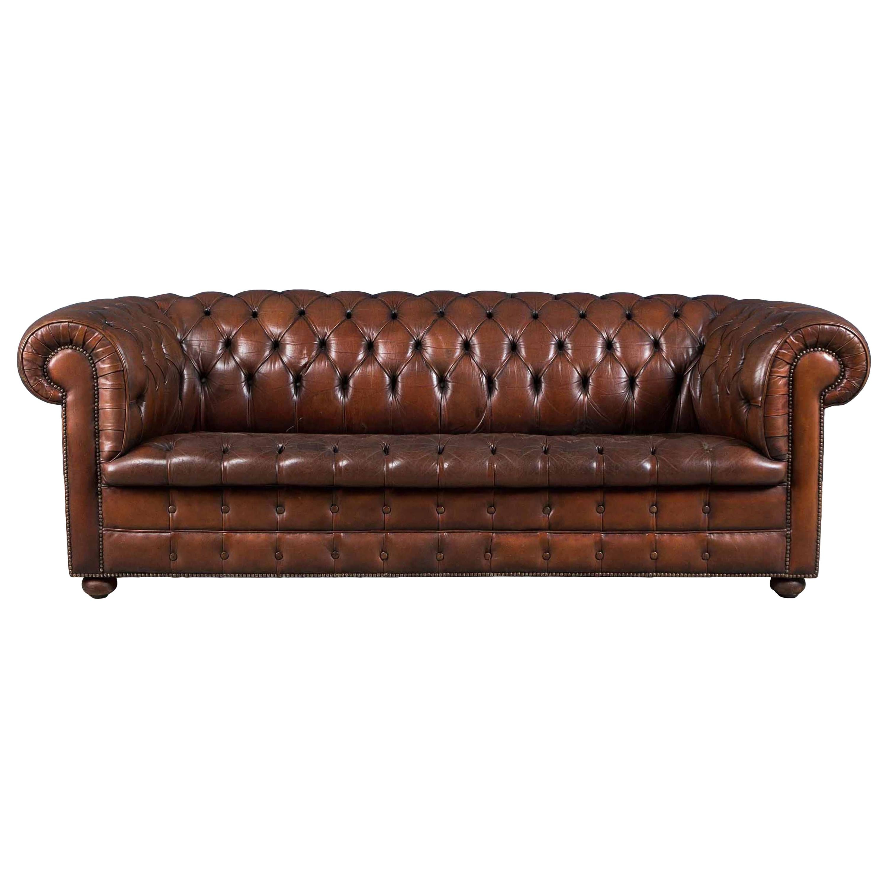 Superb Chesterfield Leather Sofa with Button Down Seat
