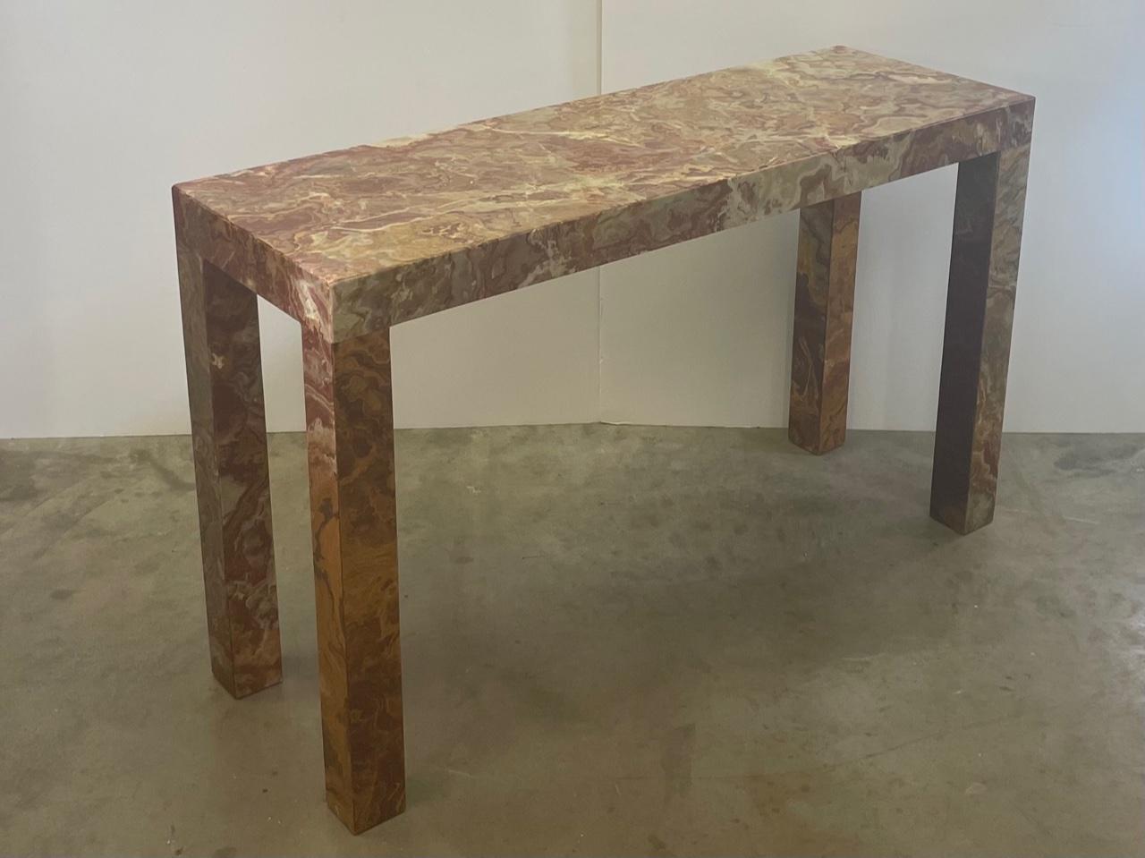 Superb Parsons style sleek Mid-Century Modern Italian console table made of gorgeous marble with lively grain. Each leg is 3