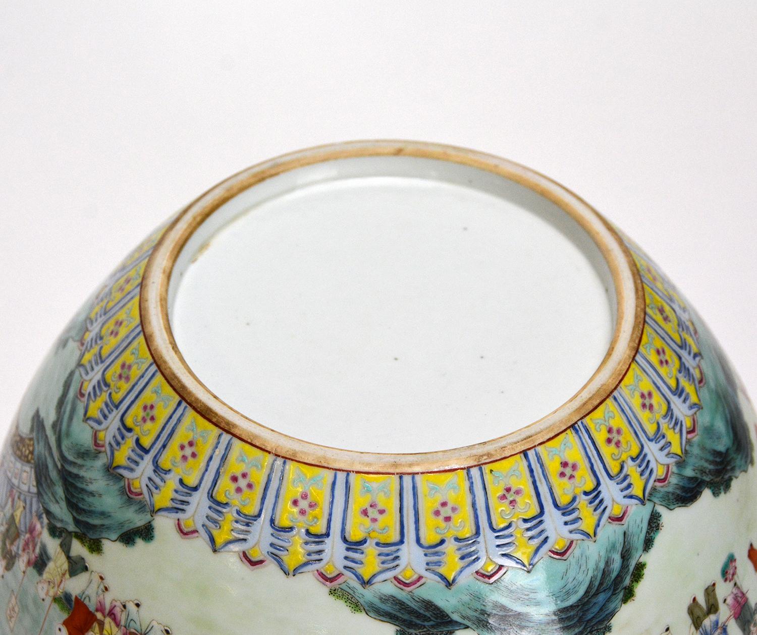 Superb Chinese Qing Qianlong Famille Rose Children Parade Porcelain Jardiniere For Sale 13