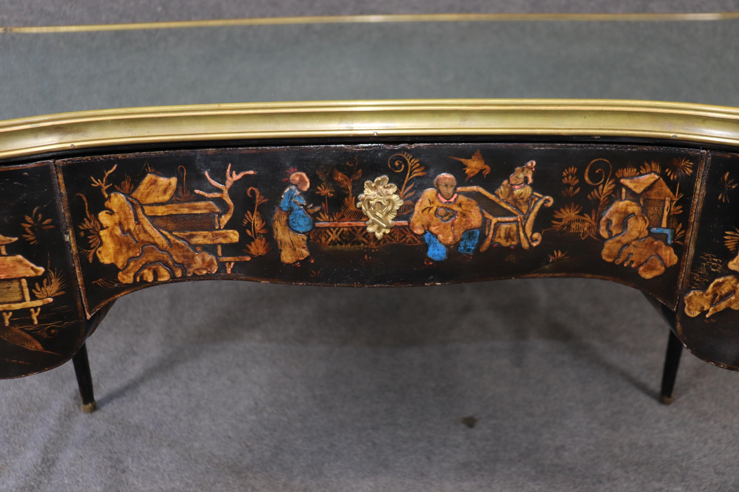 Superba pittura Chinoiserie decorata francese Luigi XV con piano a specchio Bureau Plat Desk in vendita 8