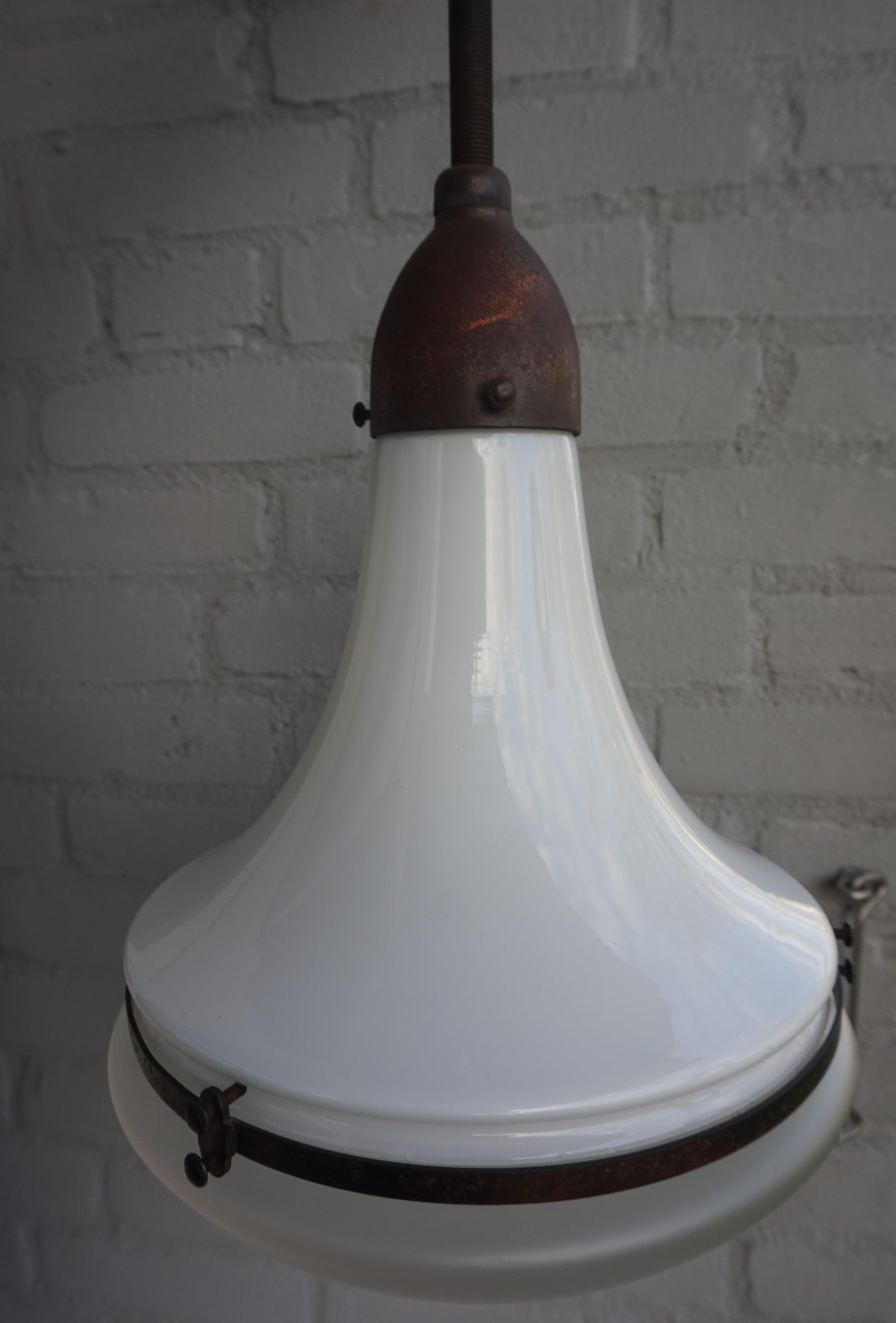 20th Century Superb Condition Industrial Arts & Crafts Pendant Light by Peter Behrens, 1920