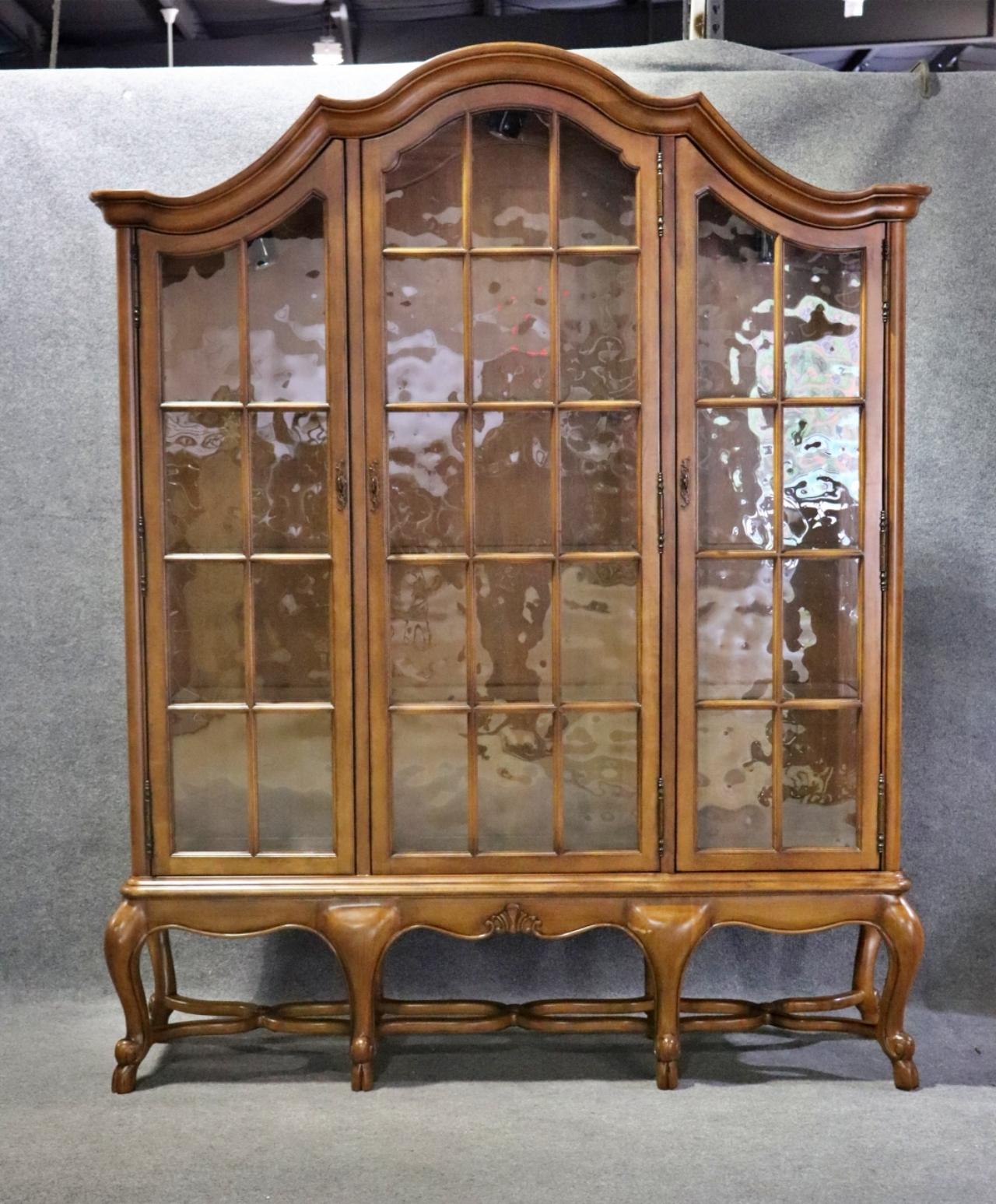 Superb Continental Style Hand-Made China Cabinet Vitrine Wavy Antique Glass 4