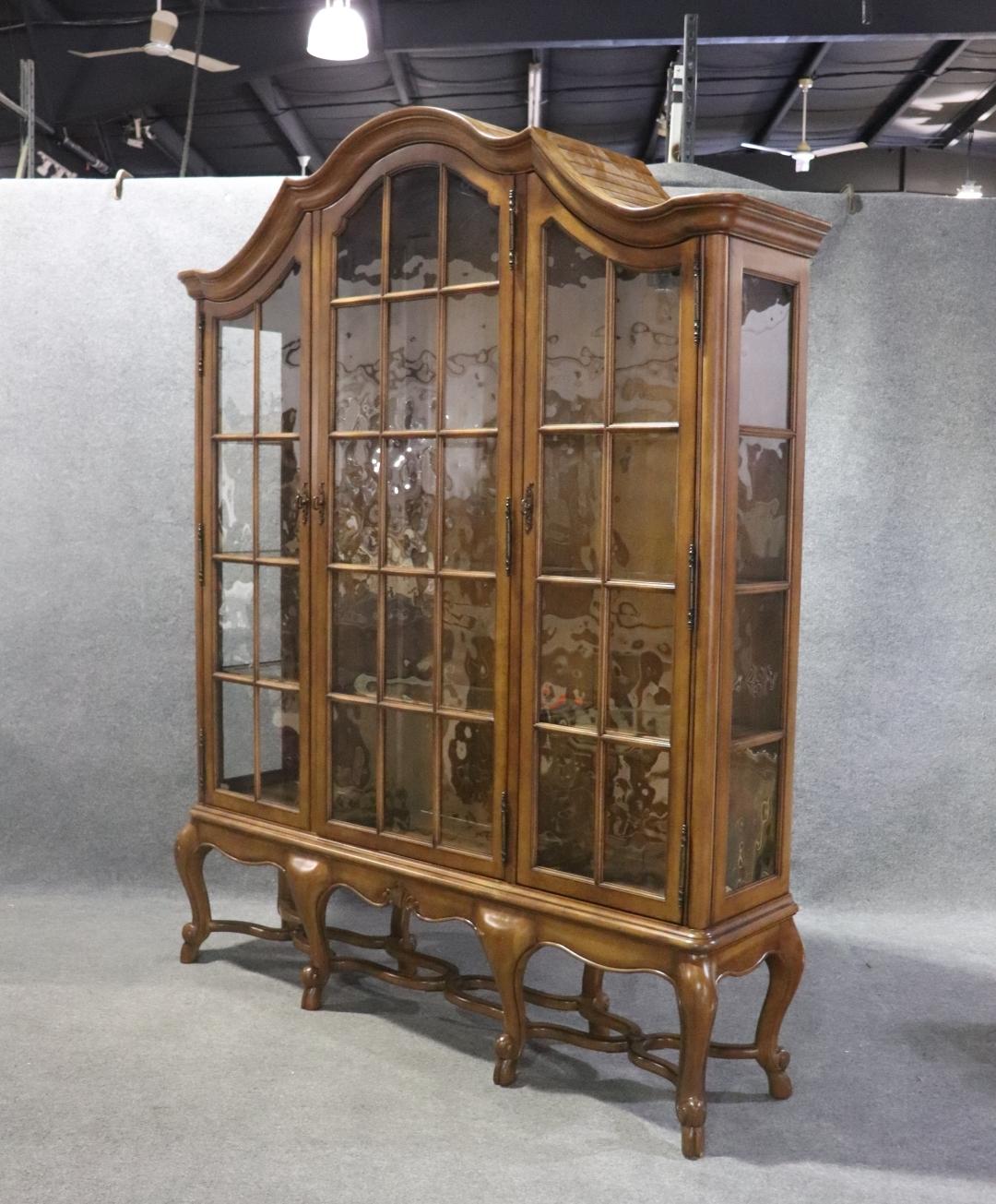 Superb Continental Style Hand-Made China Cabinet Vitrine Wavy Antique Glass 2