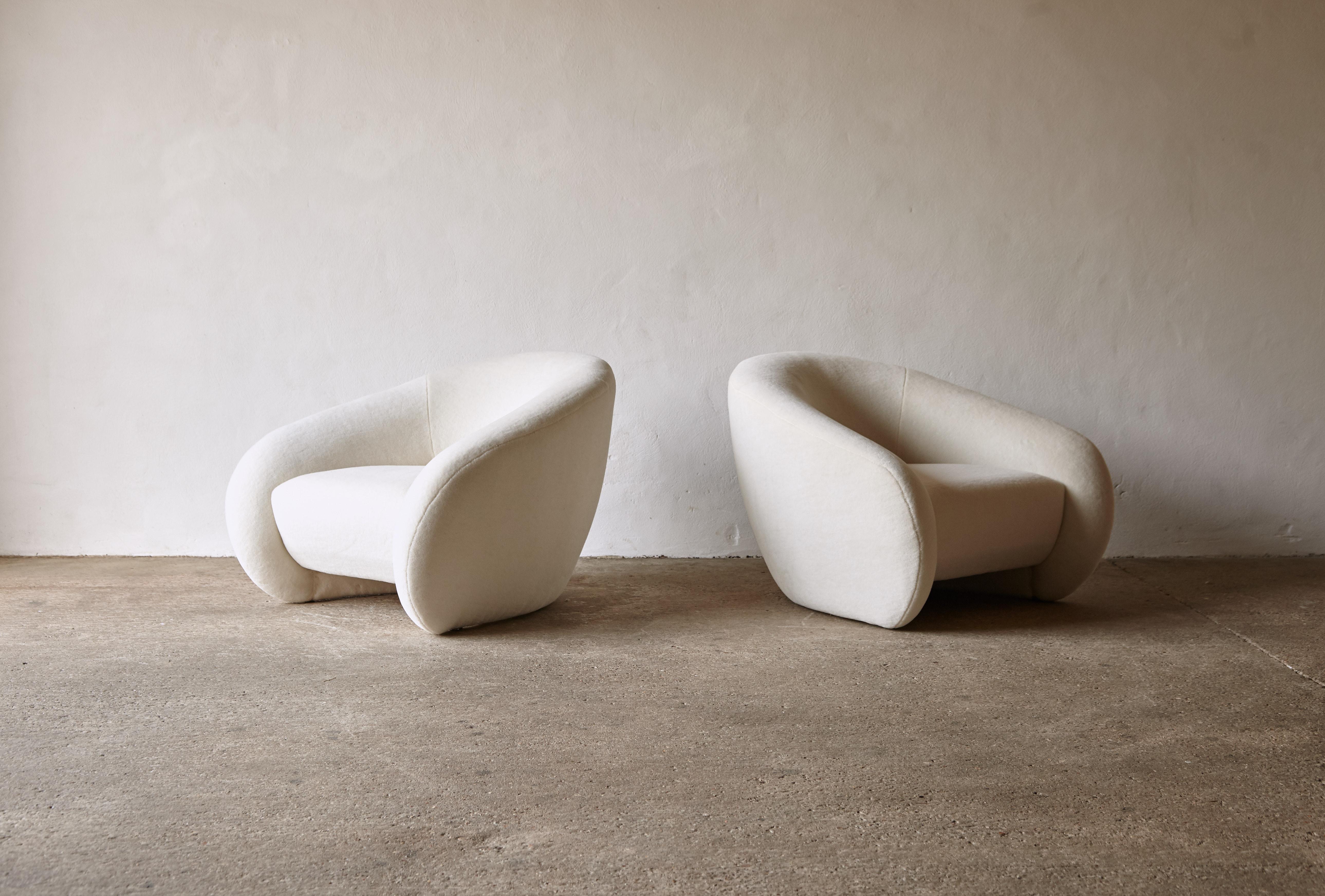 A superb pair of curved organic form armchairs, Italian design, newly upholstered in a premium pure 100% alpaca wool fabric. Fast shipping worldwide.
  



UK customers please note: Prices do not include VAT.