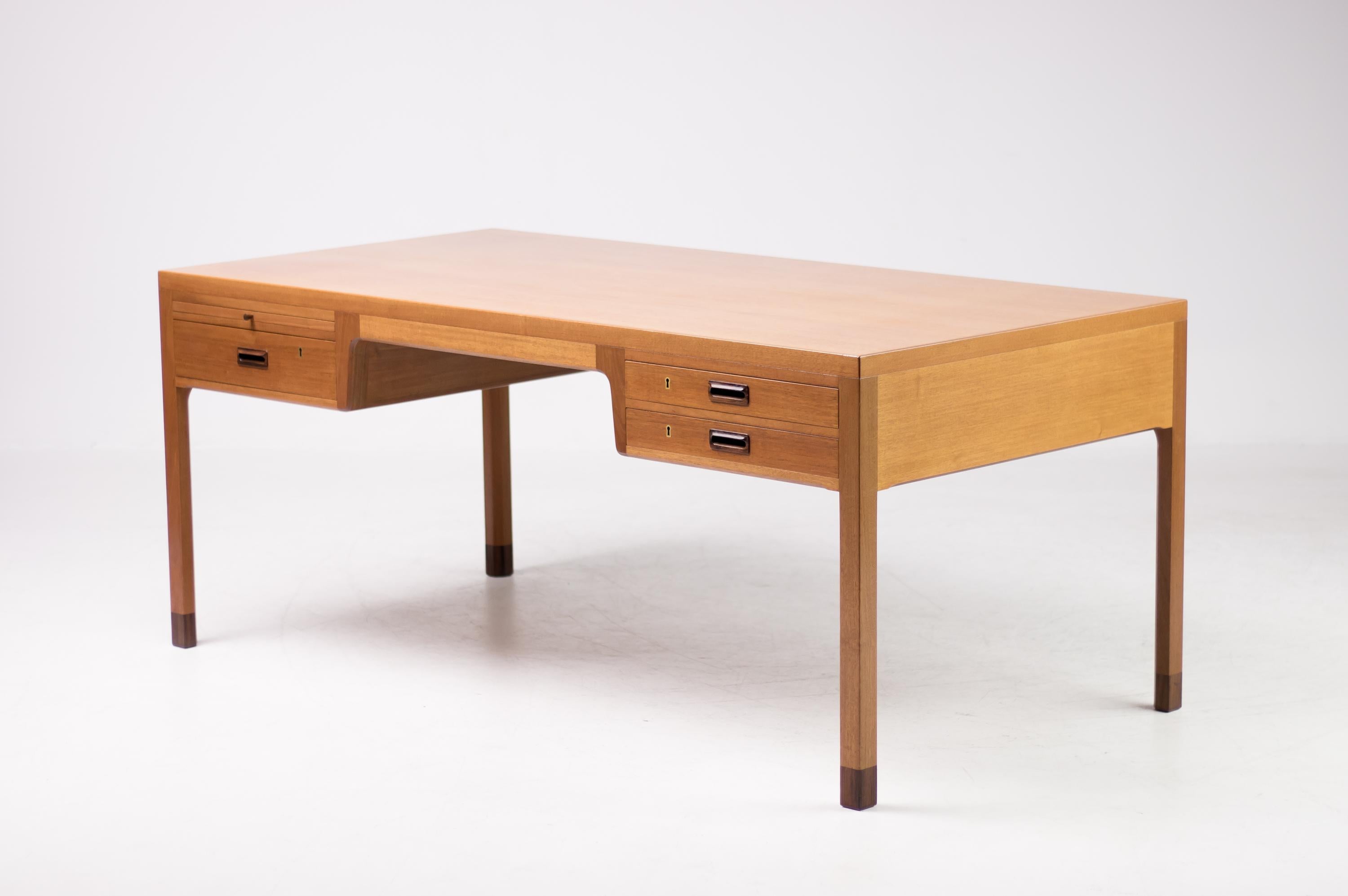 Superb Danish Desk by Ejner Larsen and Aksel Bender Madsen 7
