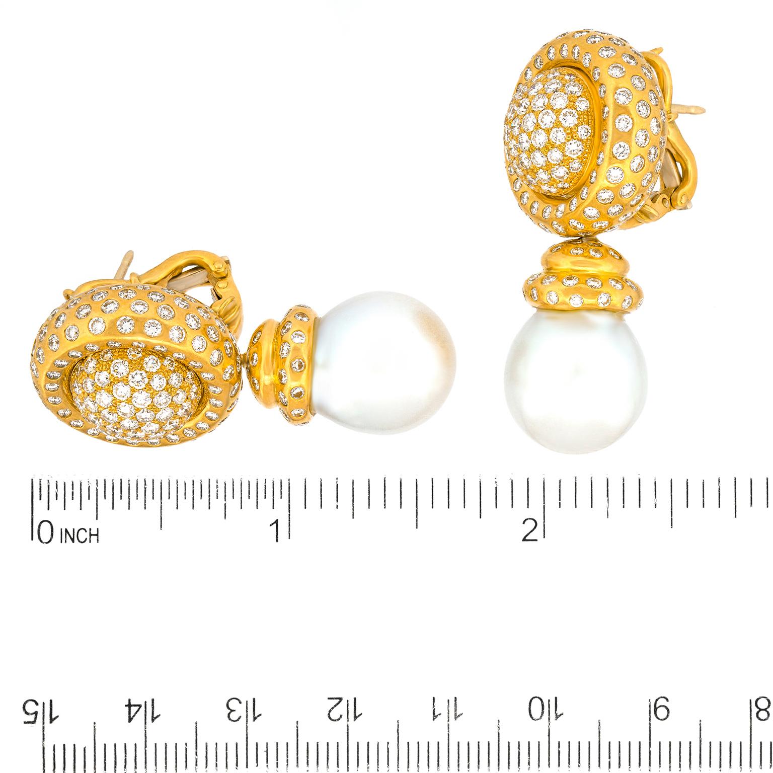 Superb Diamond Earrings Elegantly Swiss For Sale 1