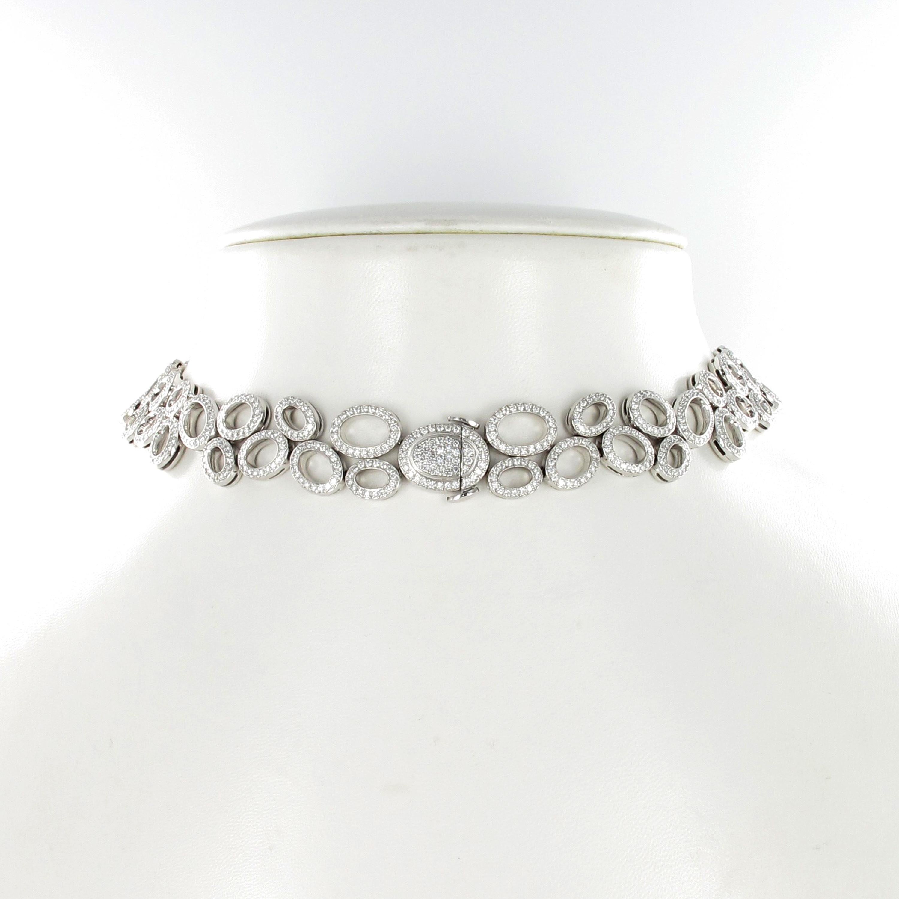 Superbe collier de diamants en or blanc par Gübelin Unisexe en vente
