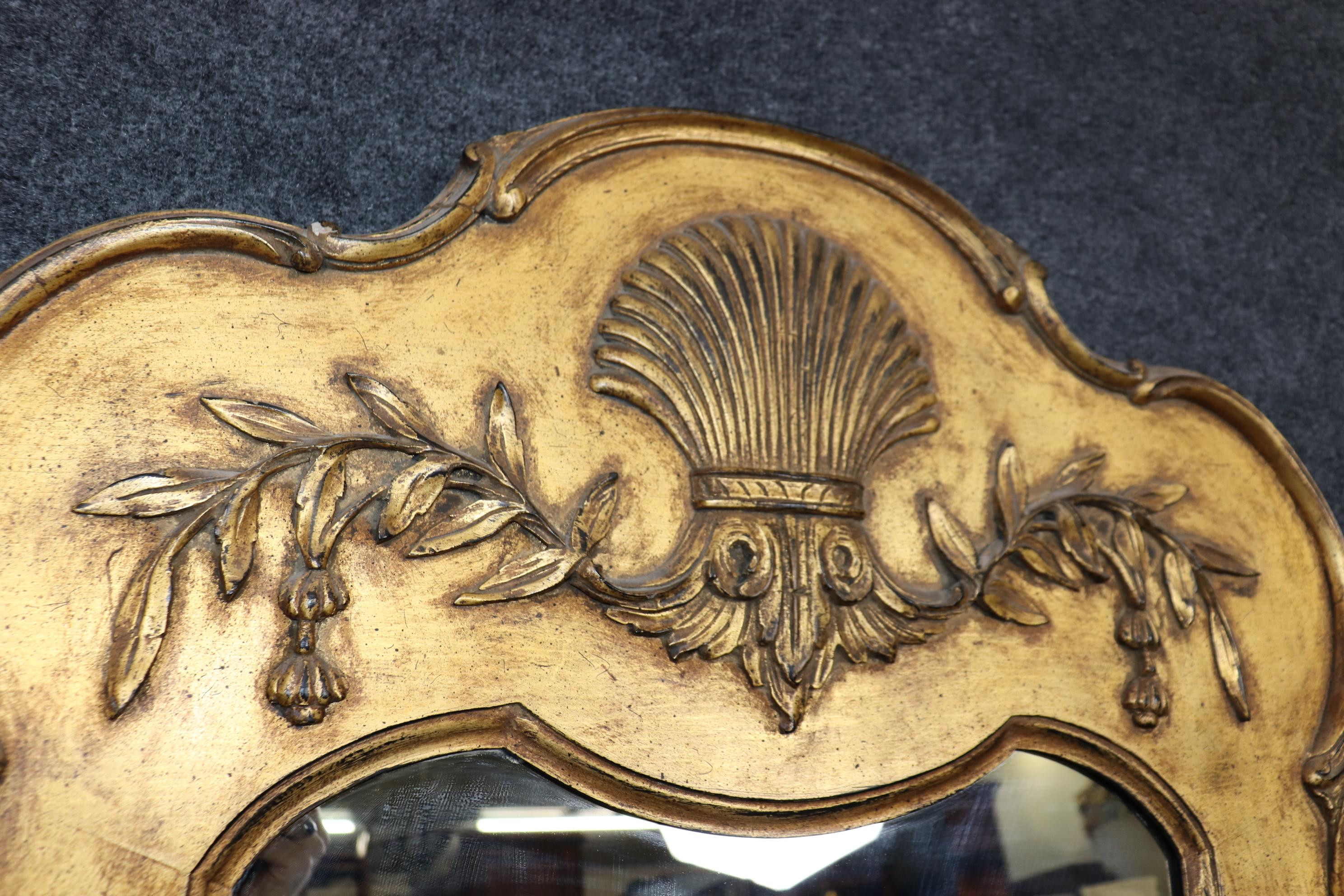 Walnut Superb Distress Gilded Gold Leaf Georgian Carved Acanthus Leaf and Shell Mirror For Sale