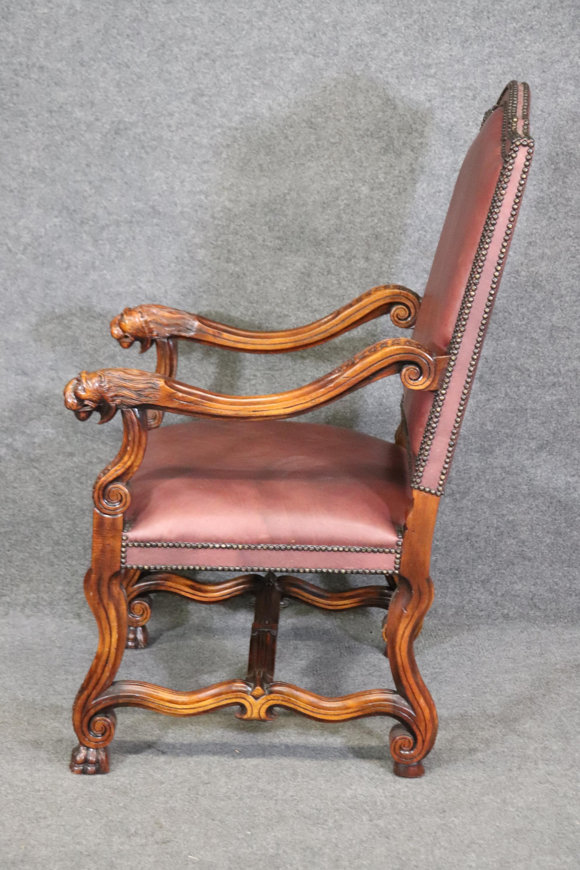Superb Double Nail Head Trimmed Leather Carved Lion Head Throne Arm Chair In Good Condition For Sale In Swedesboro, NJ