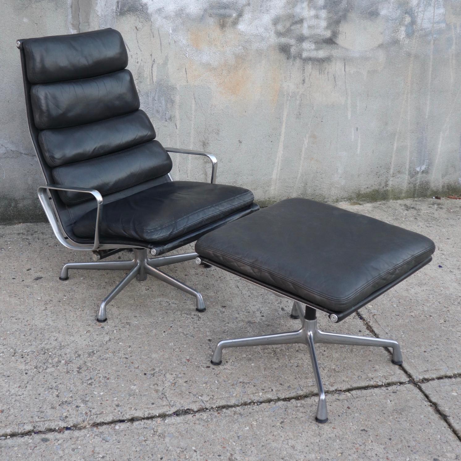 20th Century Elegant Eames Soft Pad Lounge and Ottoman for Herman Miller