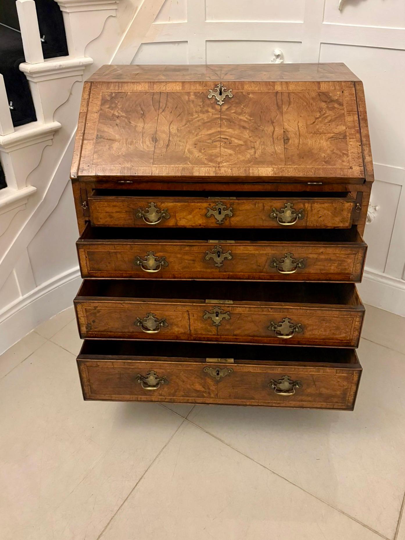 Superb Early 18th Century Quality Antique George I Walnut Bureau For Sale 7