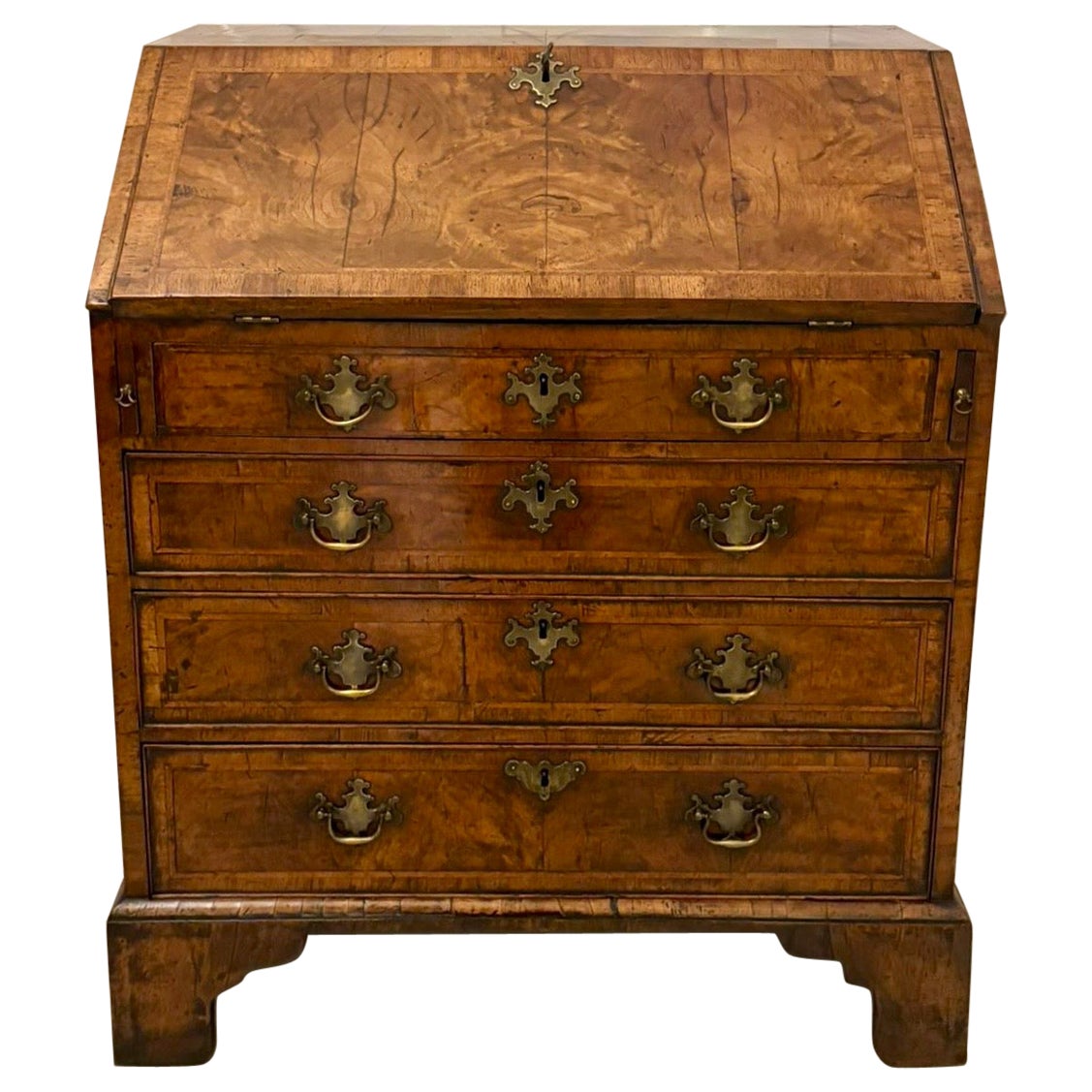 Superb Early 18th Century Quality Antique George I Walnut Bureau For Sale