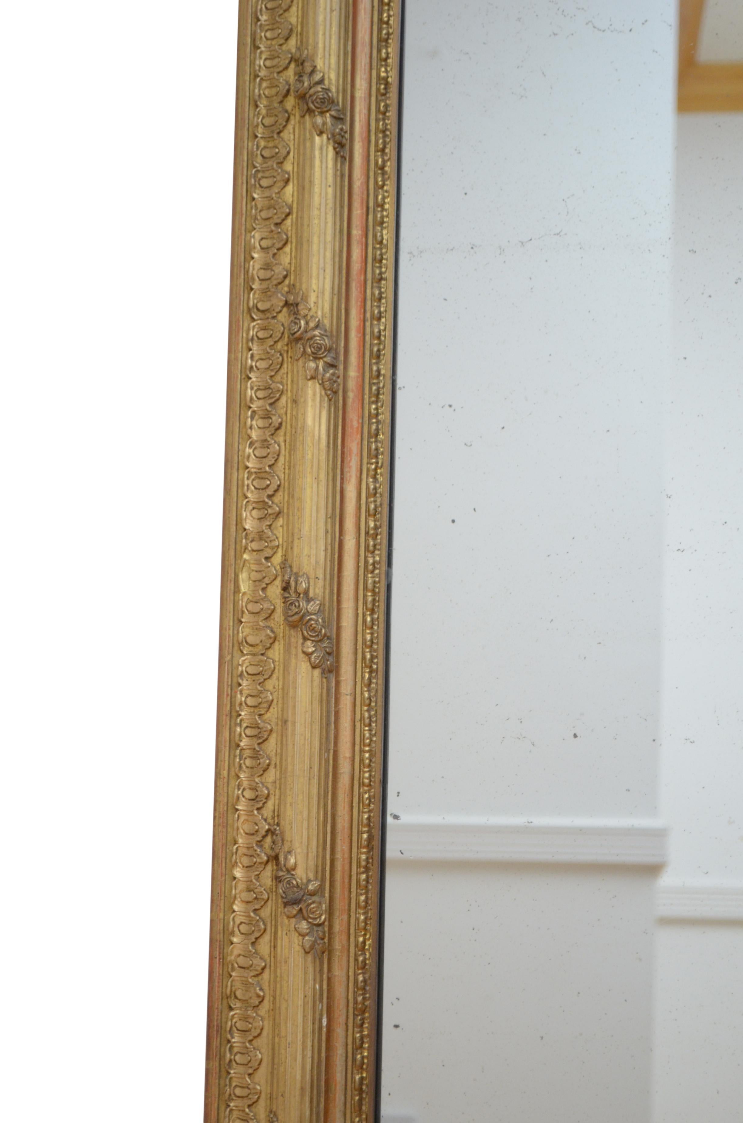 Superb Early 19th Century Giltwood Mirror 1