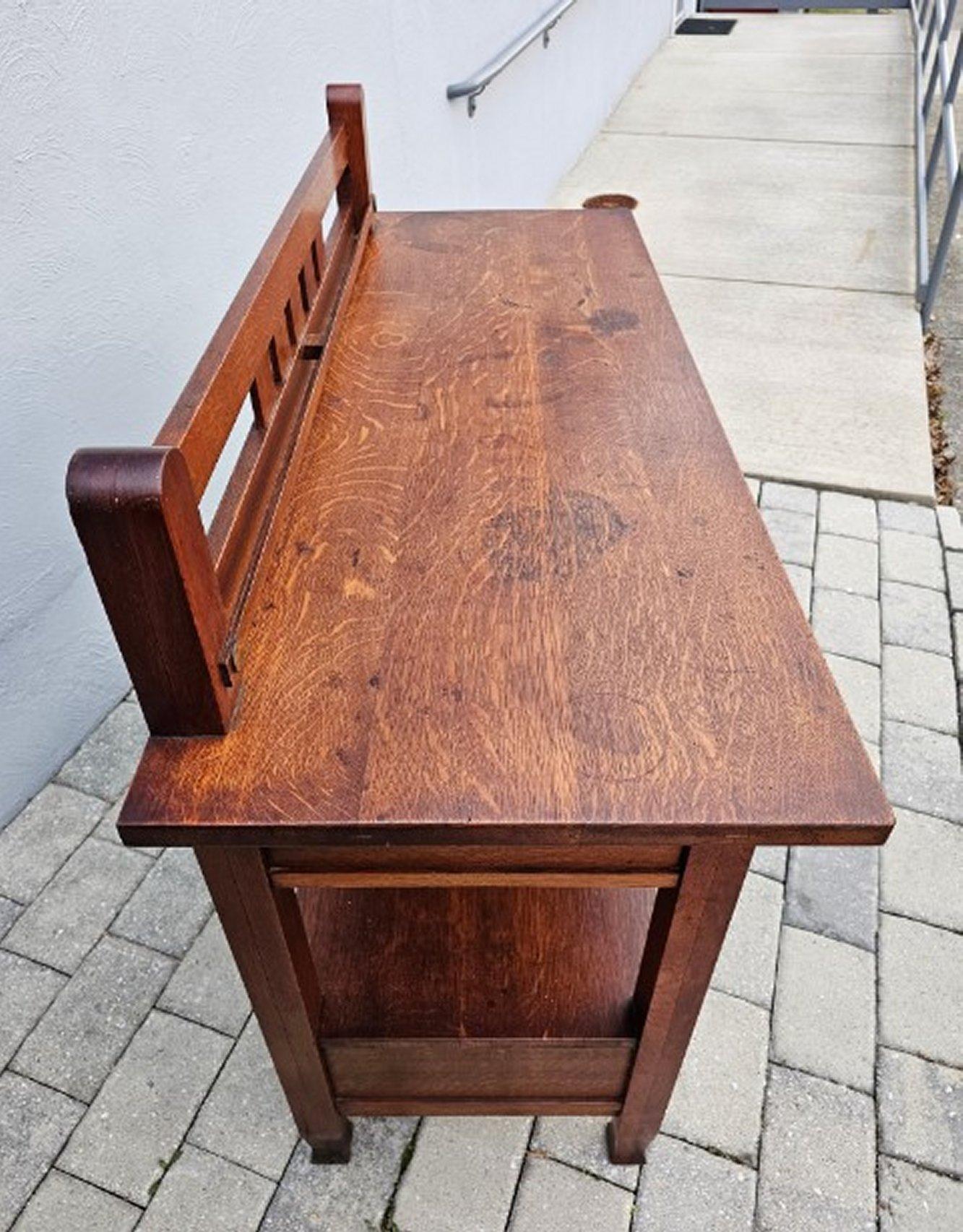 SUPERB Early c. 1904 Stickley Brothers Serving Table/ sideboard - W7482 In Good Condition For Sale In Shamokin Dam, PA