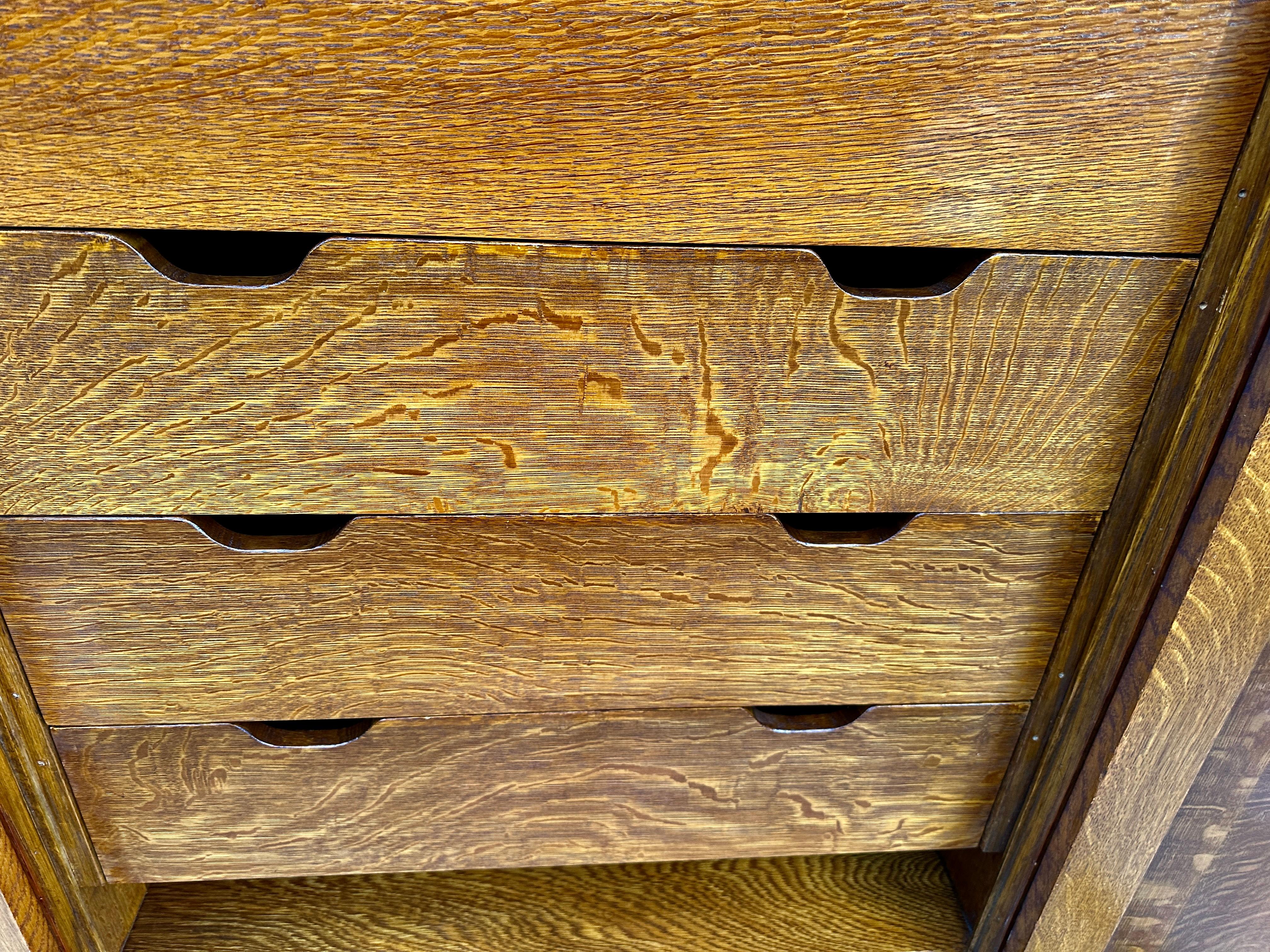 SÚPER ARMARIO ANTIGUO Gustav Stickley circa 1915    VENTA    VENTA en venta 8
