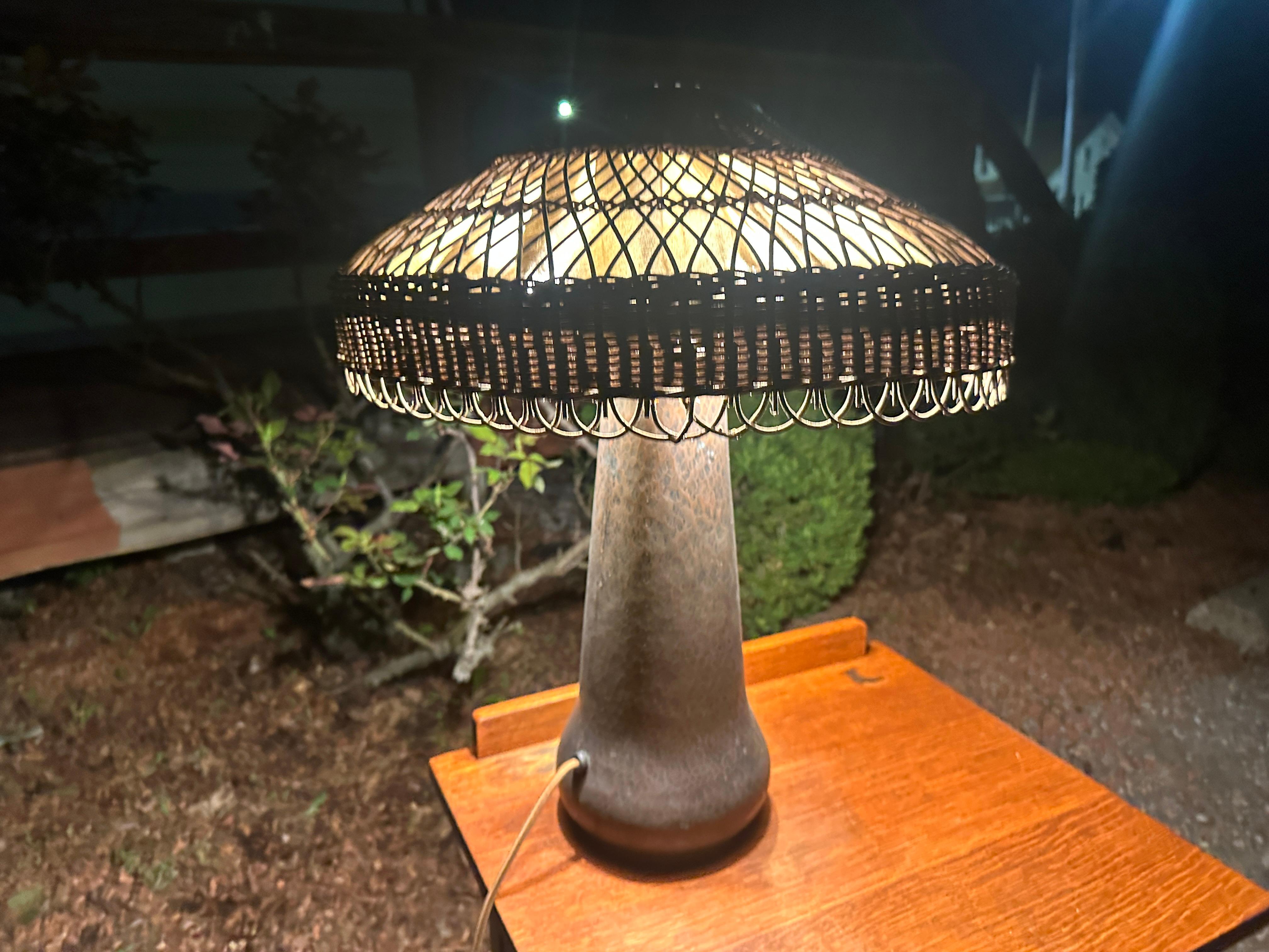 SUPERB Early Gustav Stickley Table Lamp c. Early 1900s - W7996 en venta 7