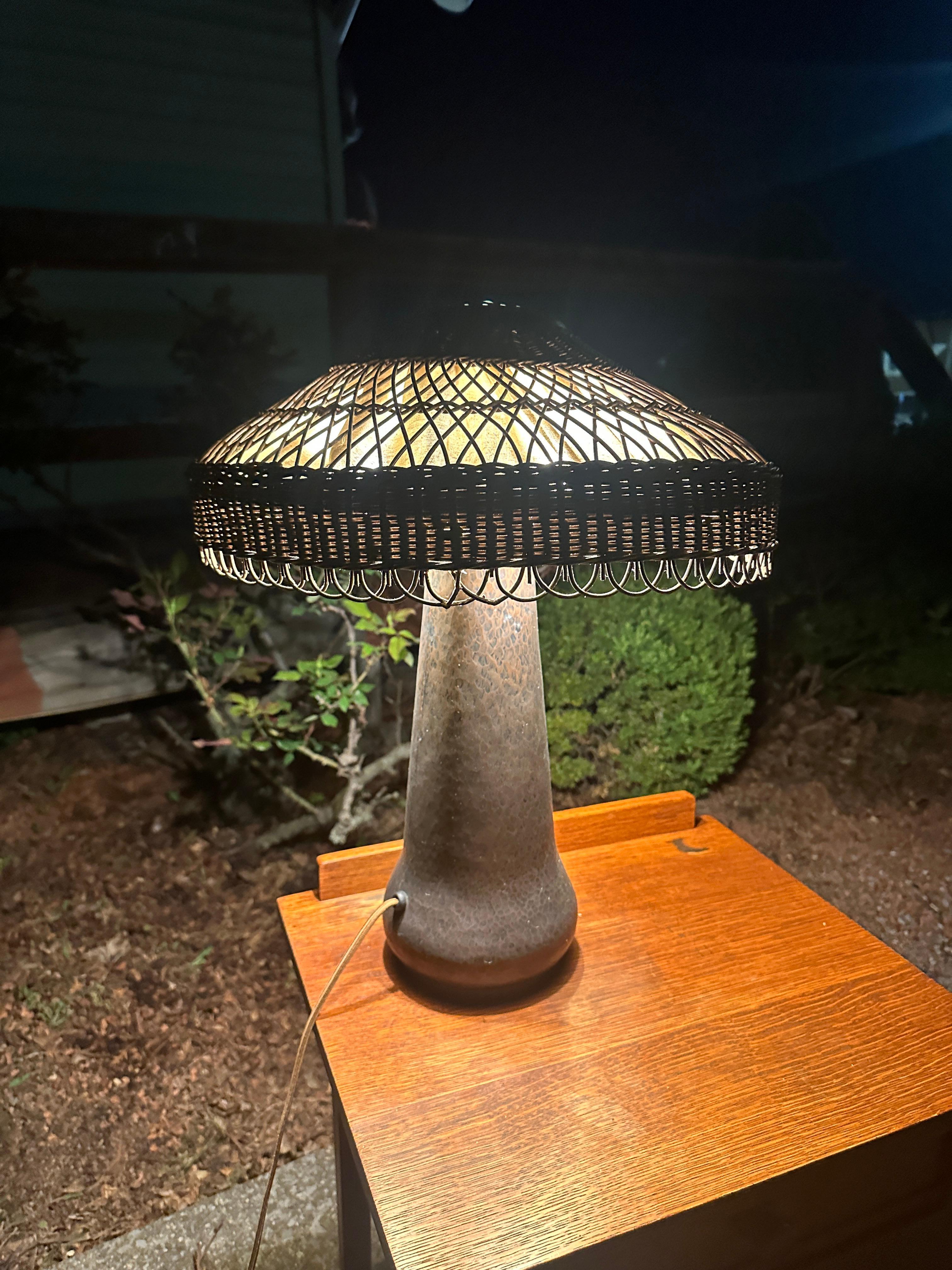 SUPERB Early Gustav Stickley Table Lamp c. Early 1900s - W7996 en venta 8
