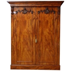 Antique Superb Early Victorian 2-Door Wardrobe in Mahogany